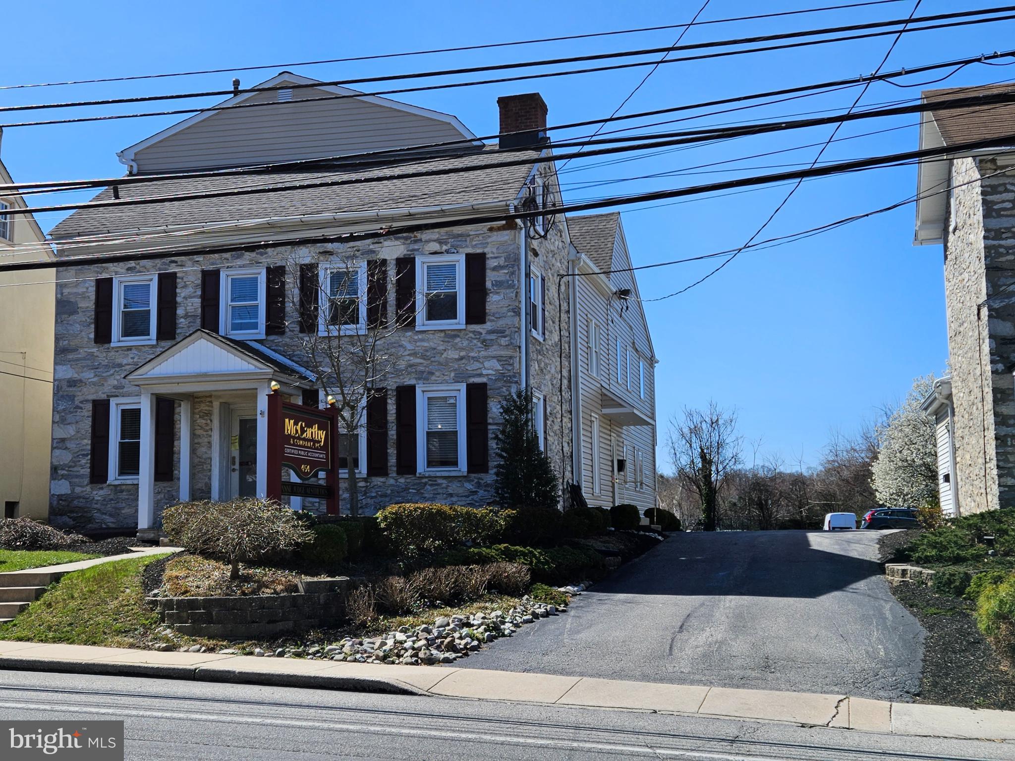 LAFAYETTE HILL - Commercial Sale