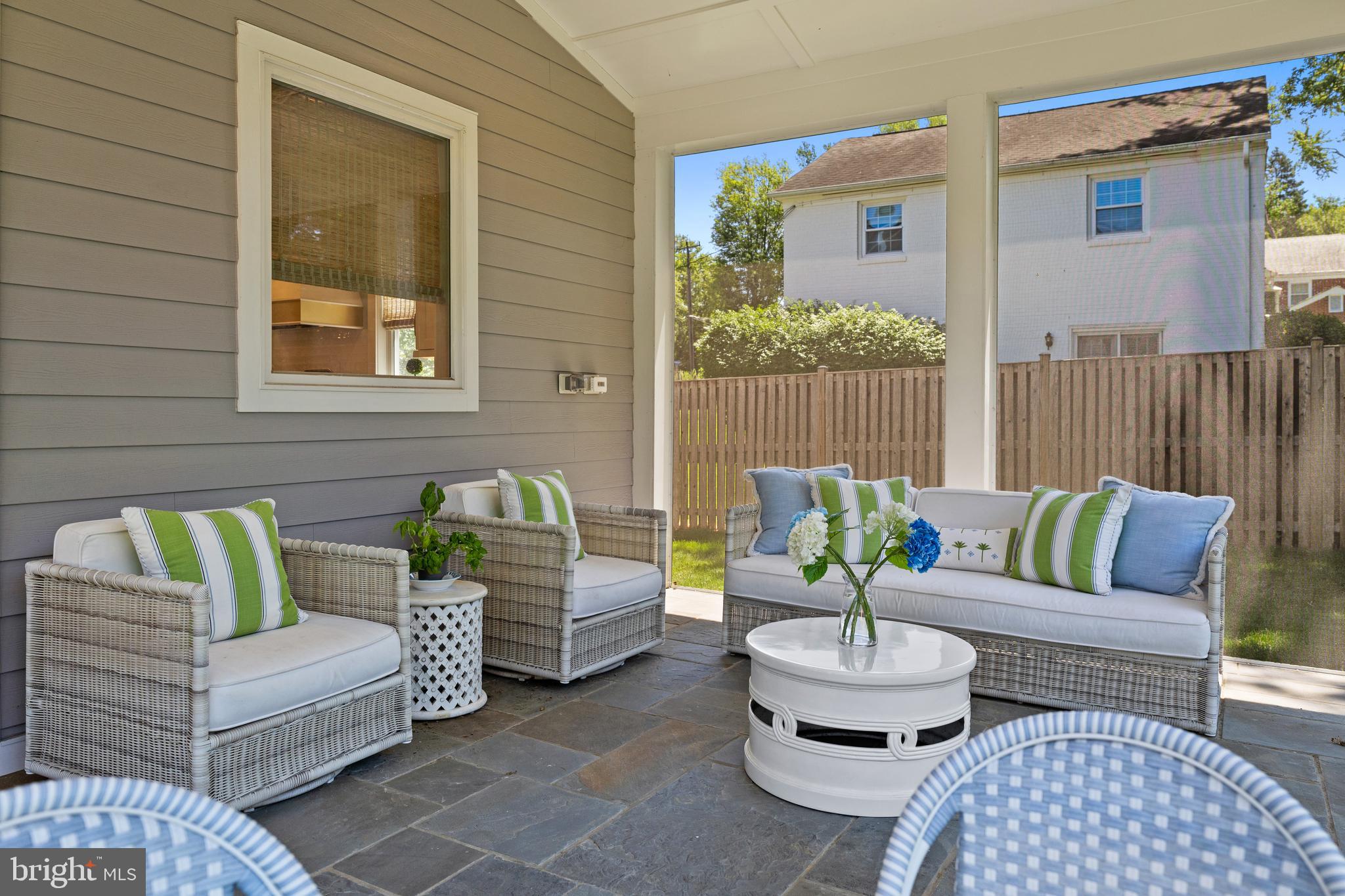 REDDFIELD - Residential