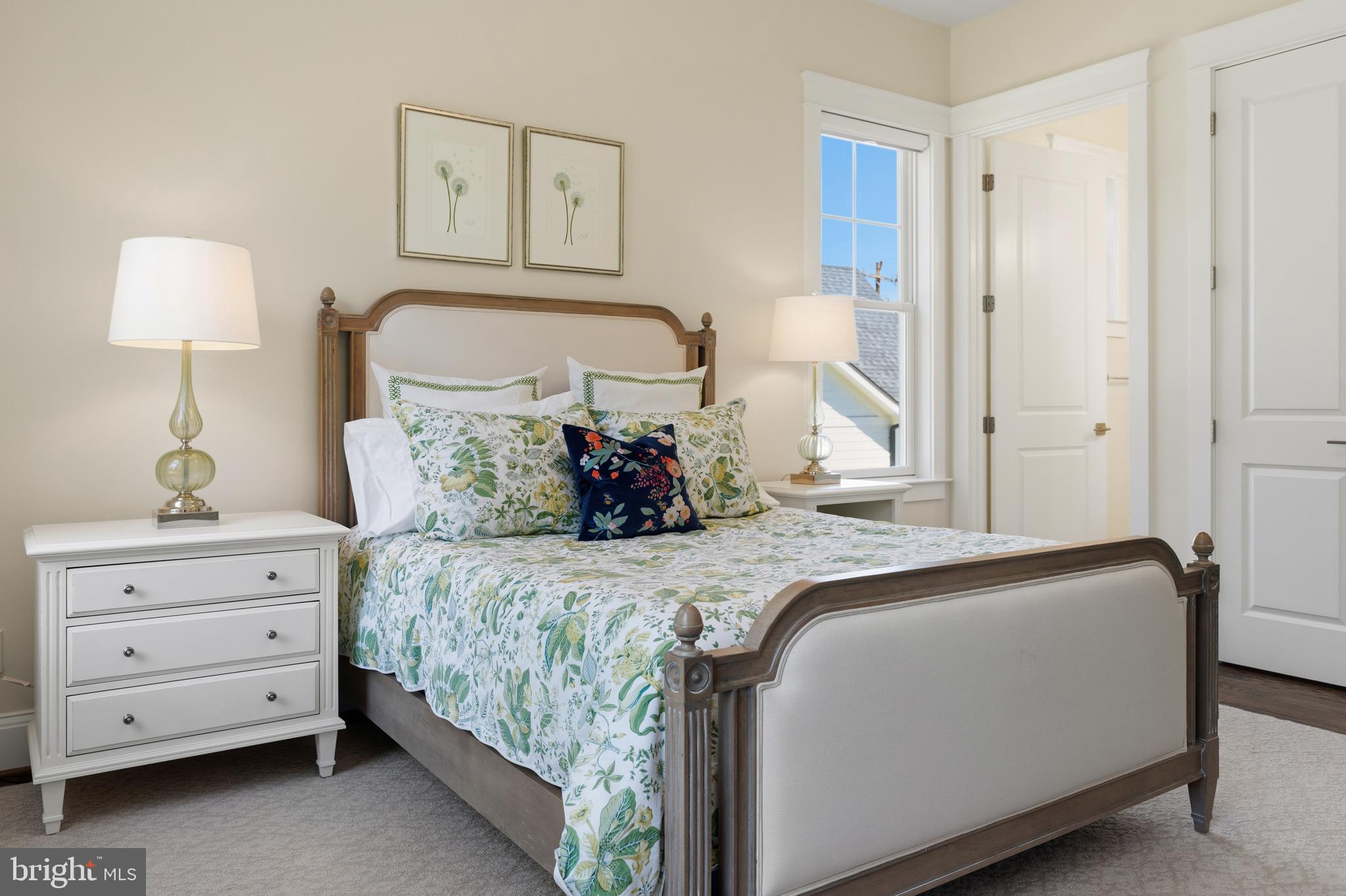REDDFIELD - Residential
