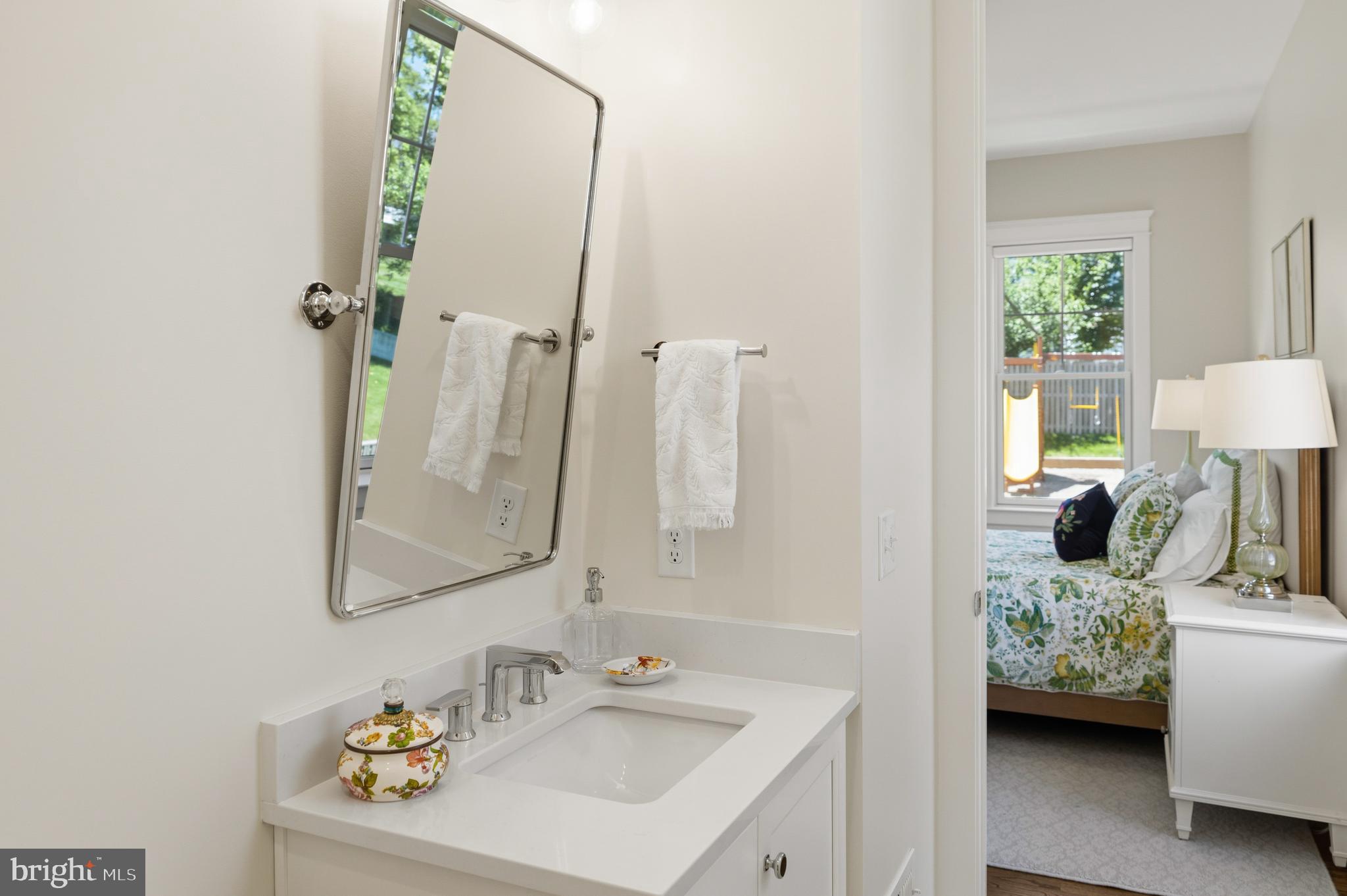 REDDFIELD - Residential