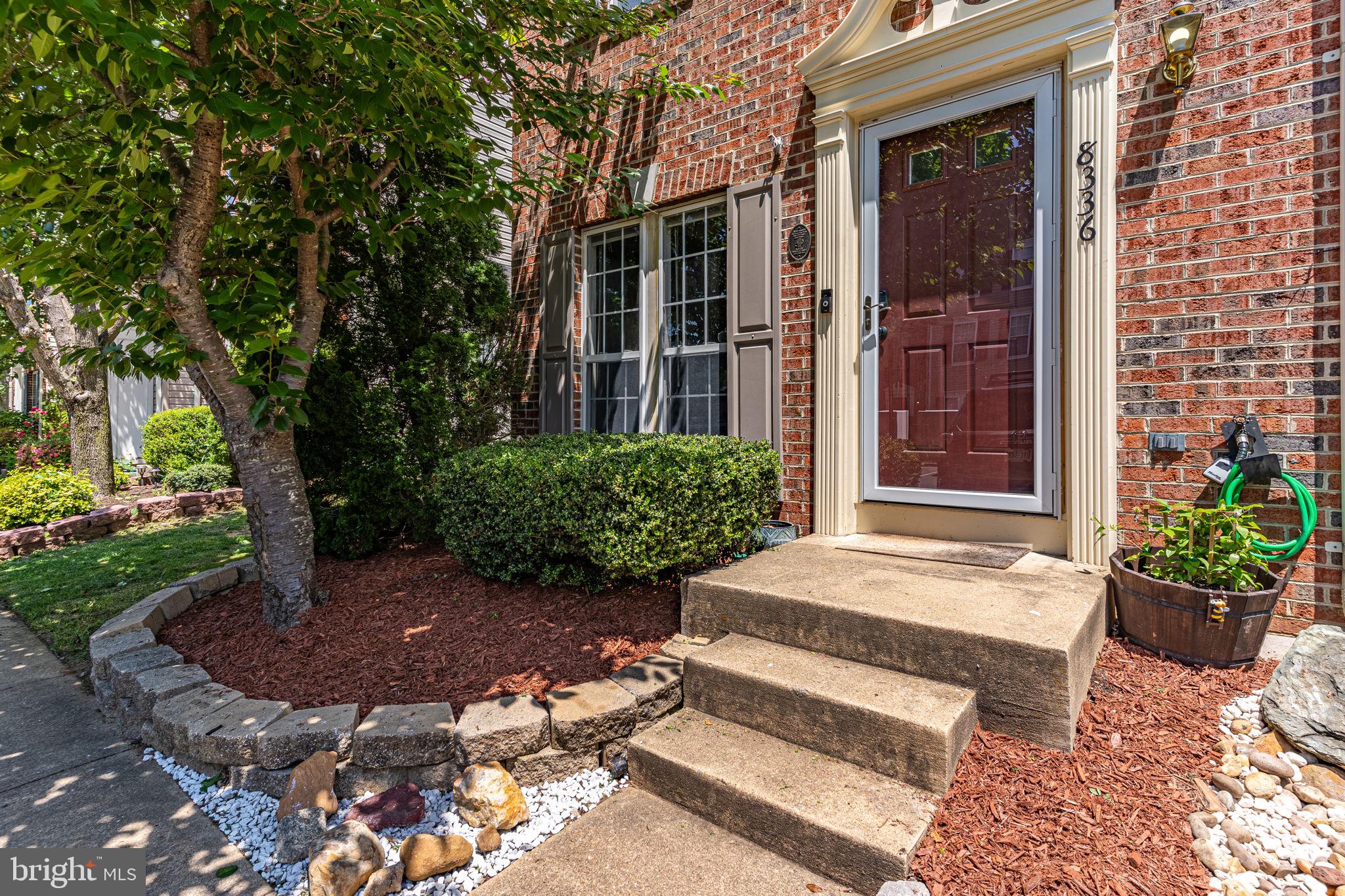 MOUNT VEE MANOR - Residential Lease
