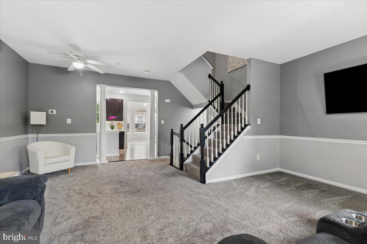 RIVER OAKS - Residential