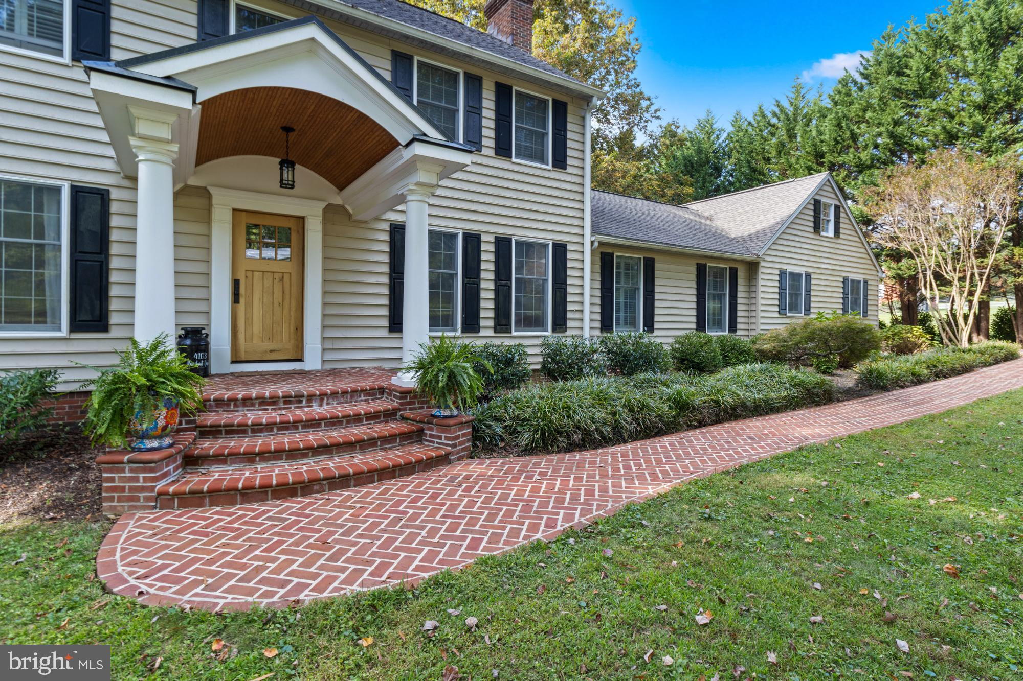 RAVENHURST - Residential