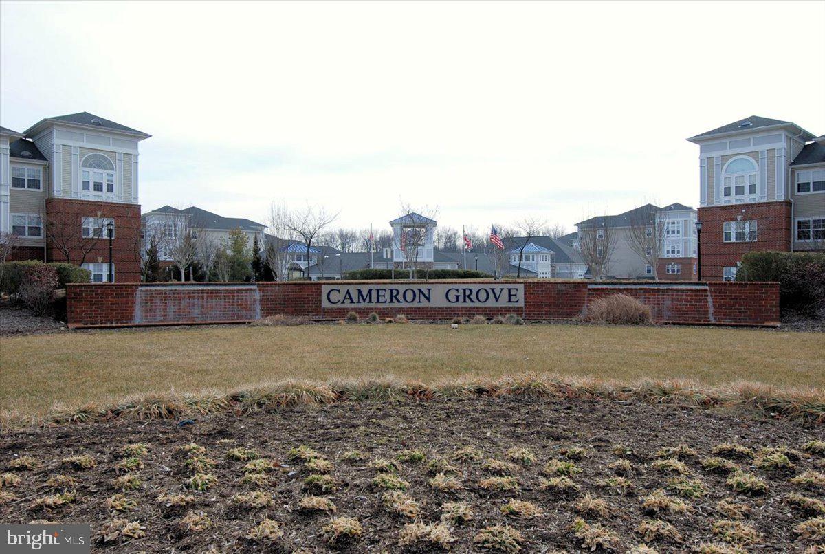 CAMERON GROVE - Residential