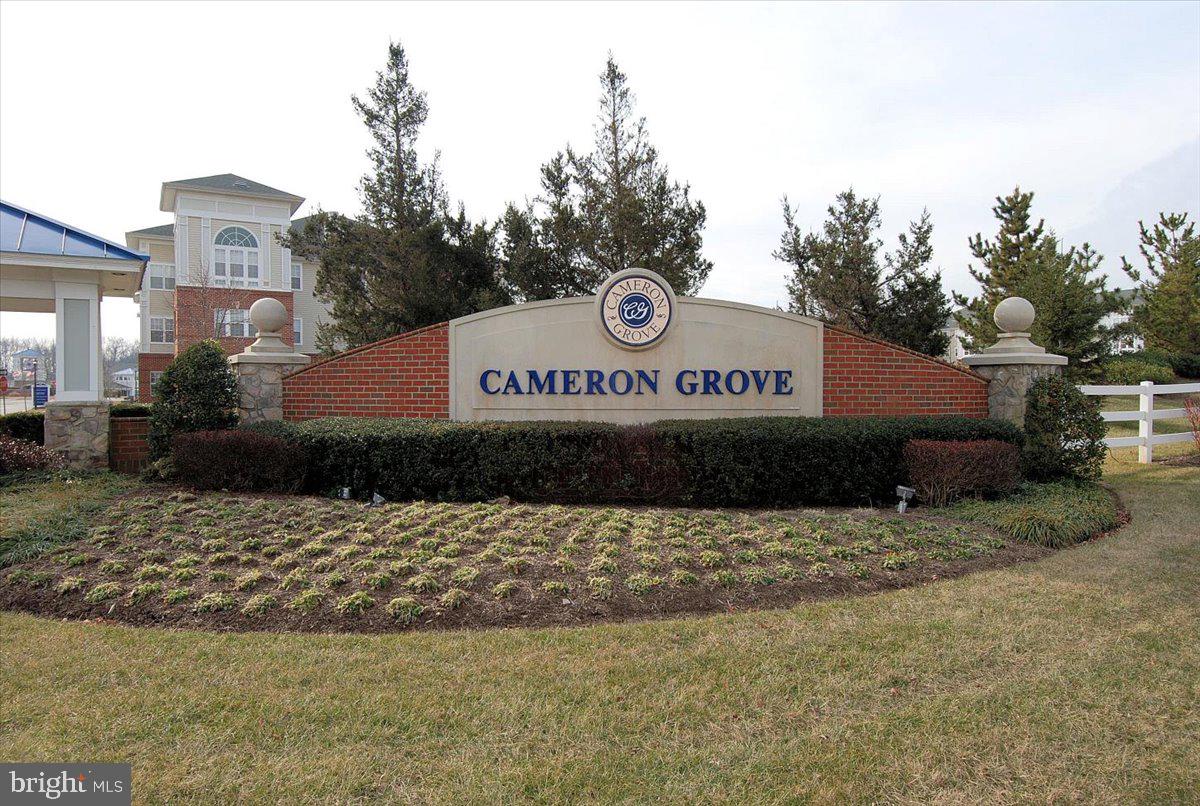 CAMERON GROVE - Residential
