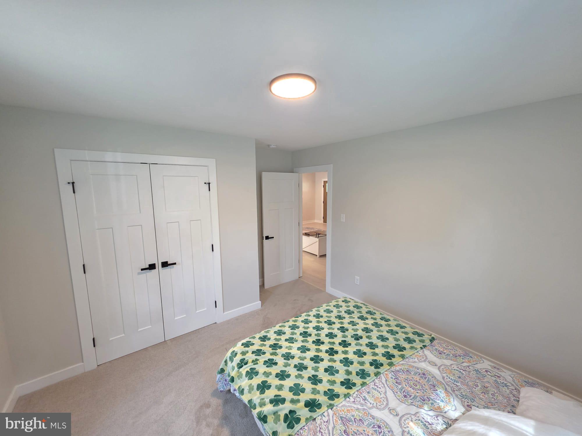CAROLINE PINES - Residential