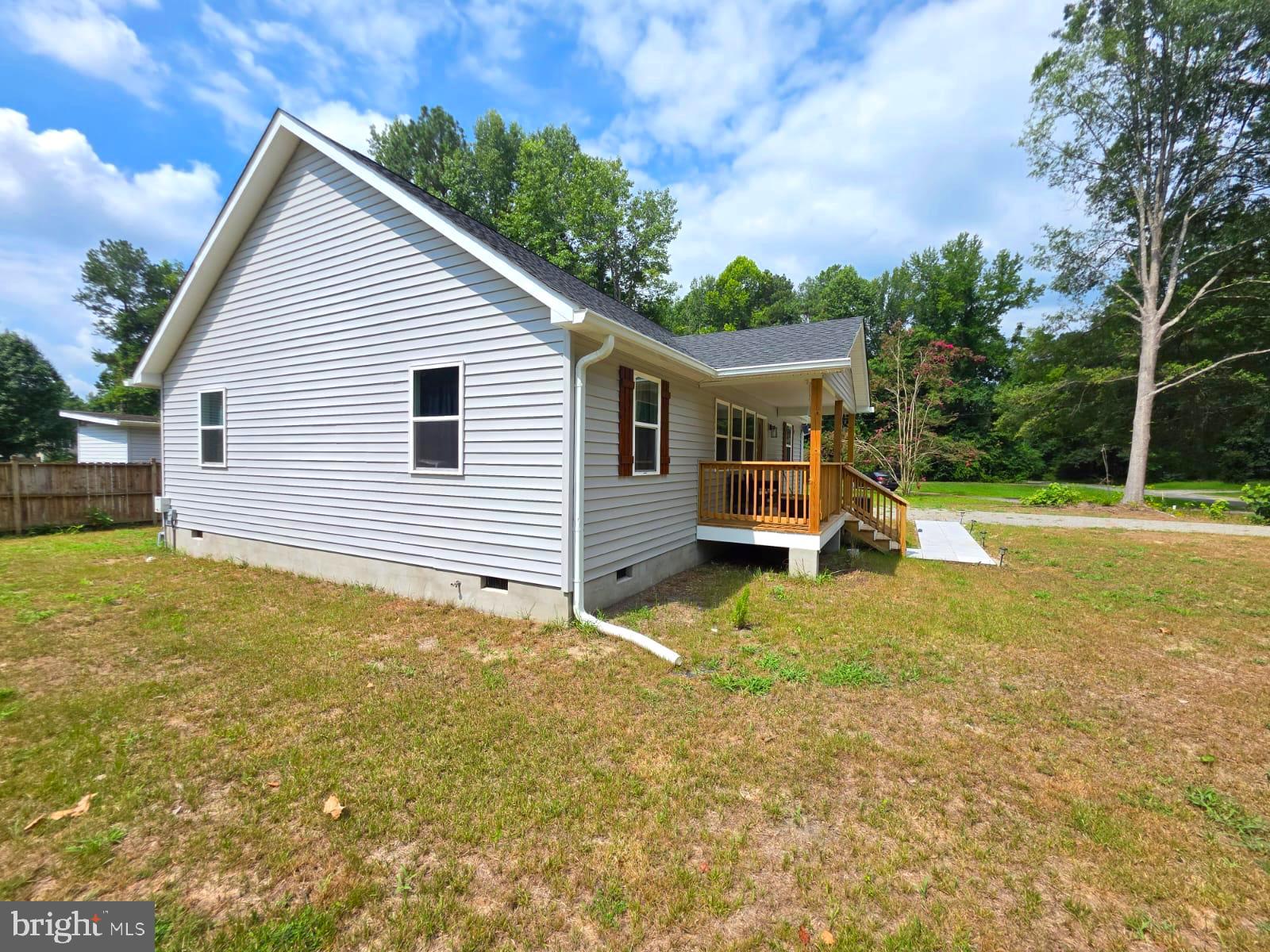 CAROLINE PINES - Residential