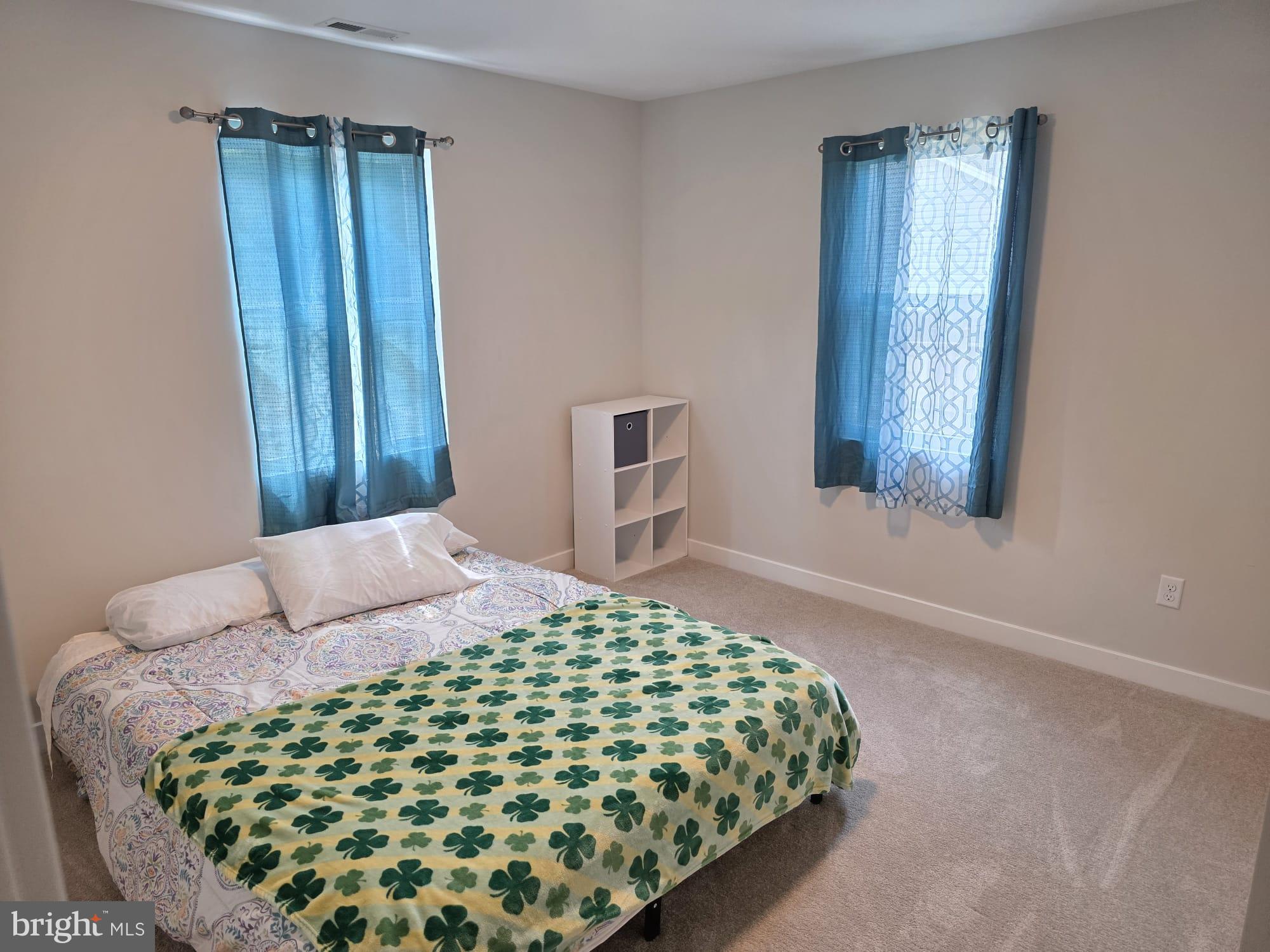 CAROLINE PINES - Residential
