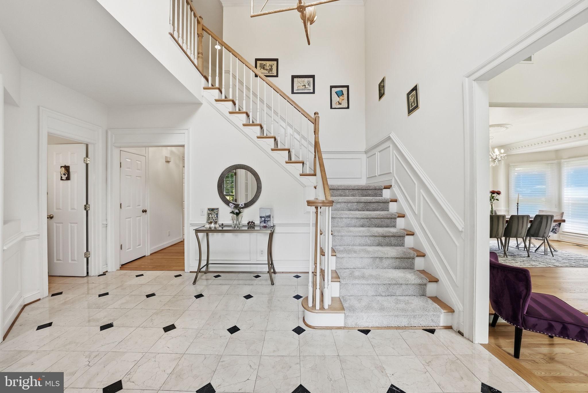 MCLEAN HUNDRED - Residential