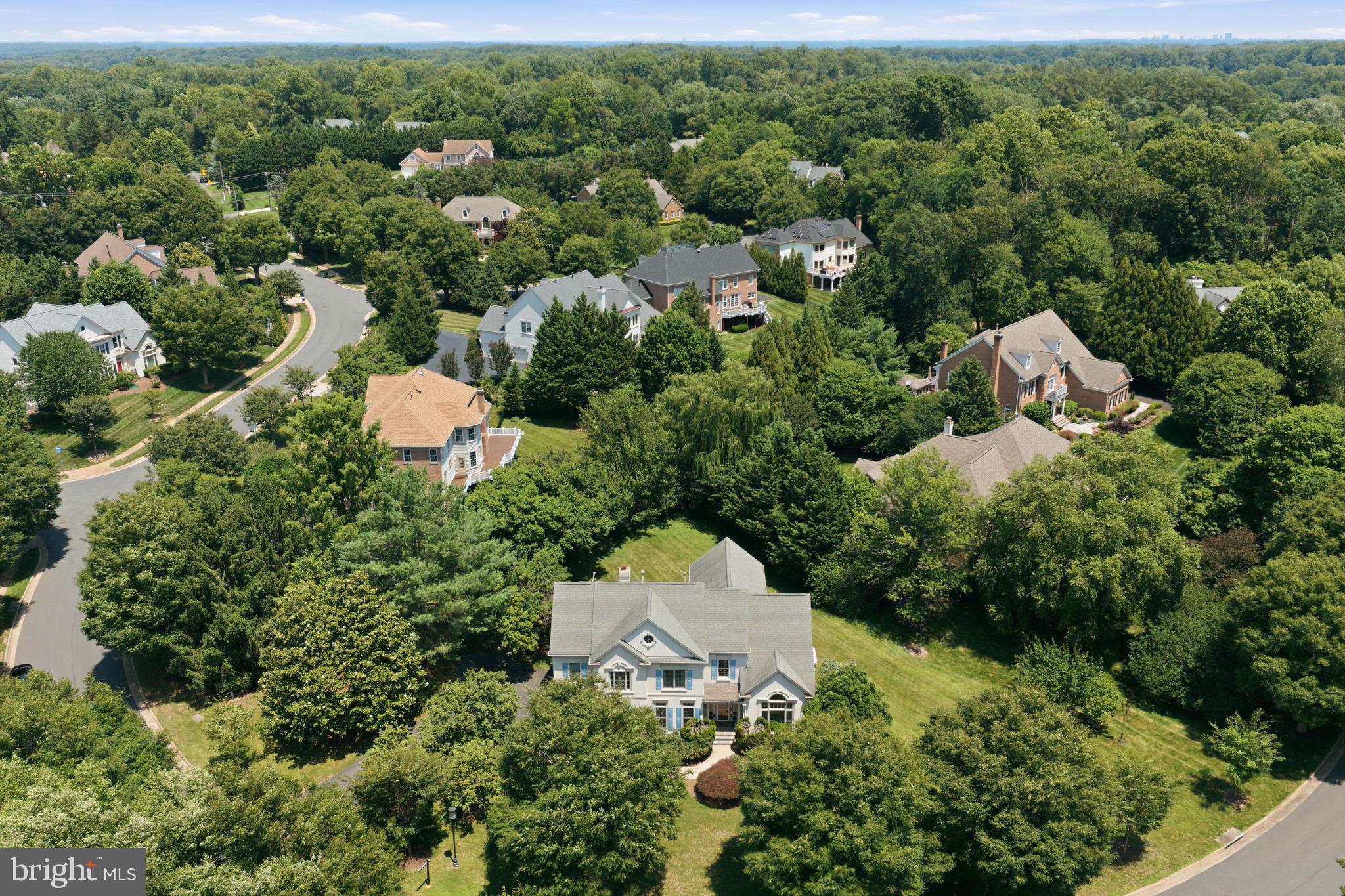 MCLEAN HUNDRED - Residential