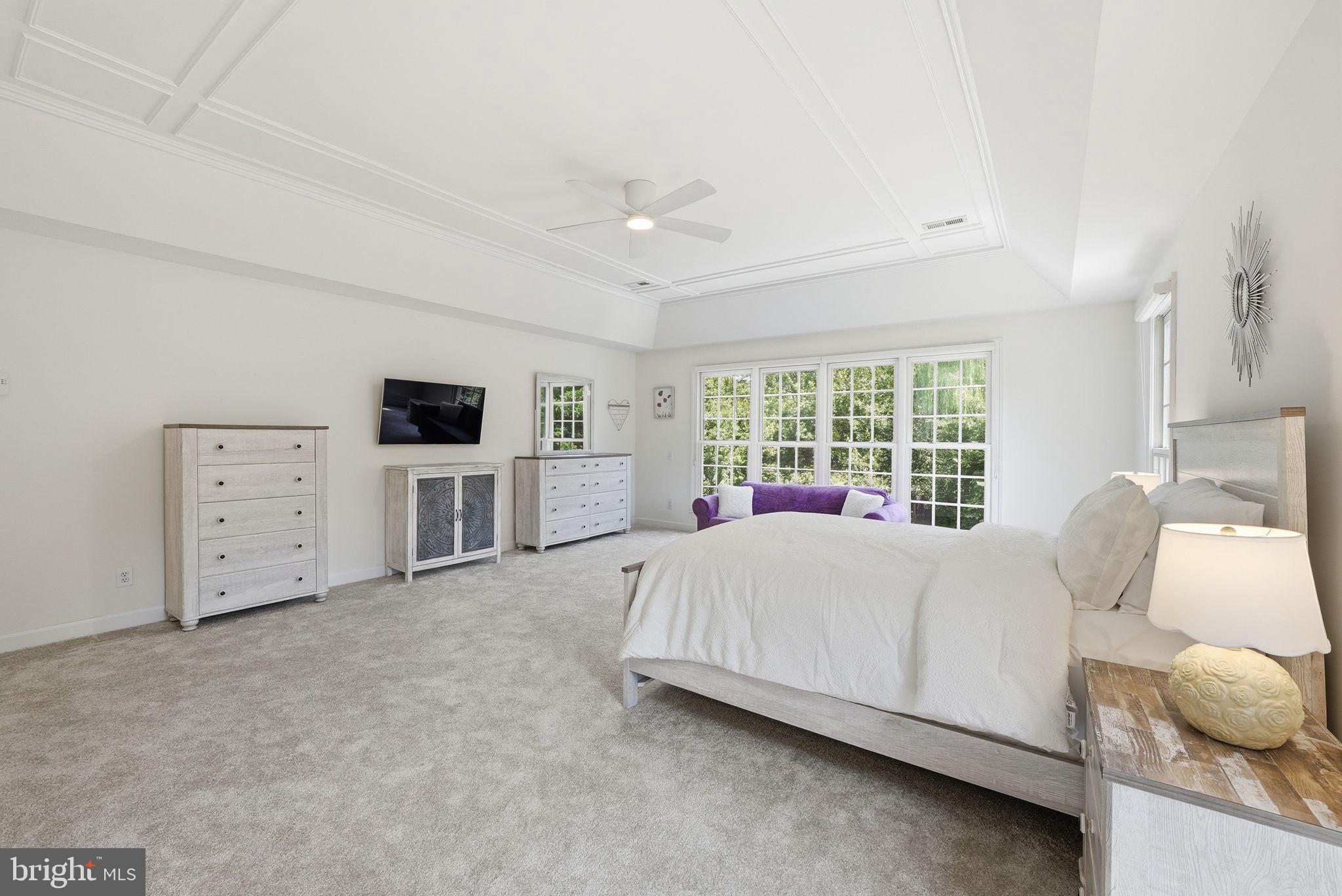 MCLEAN HUNDRED - Residential