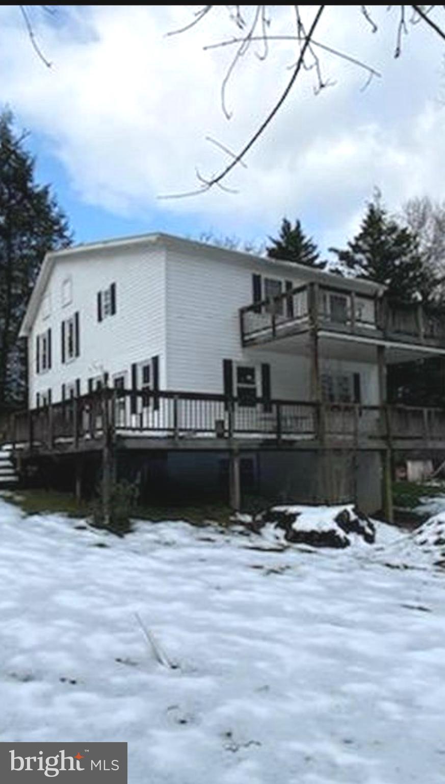 Ready for occupancy!  Farmhouse feel on almost 6 acres.  Pets are case by case determined by owner! Tenant to maintain lawn on property.