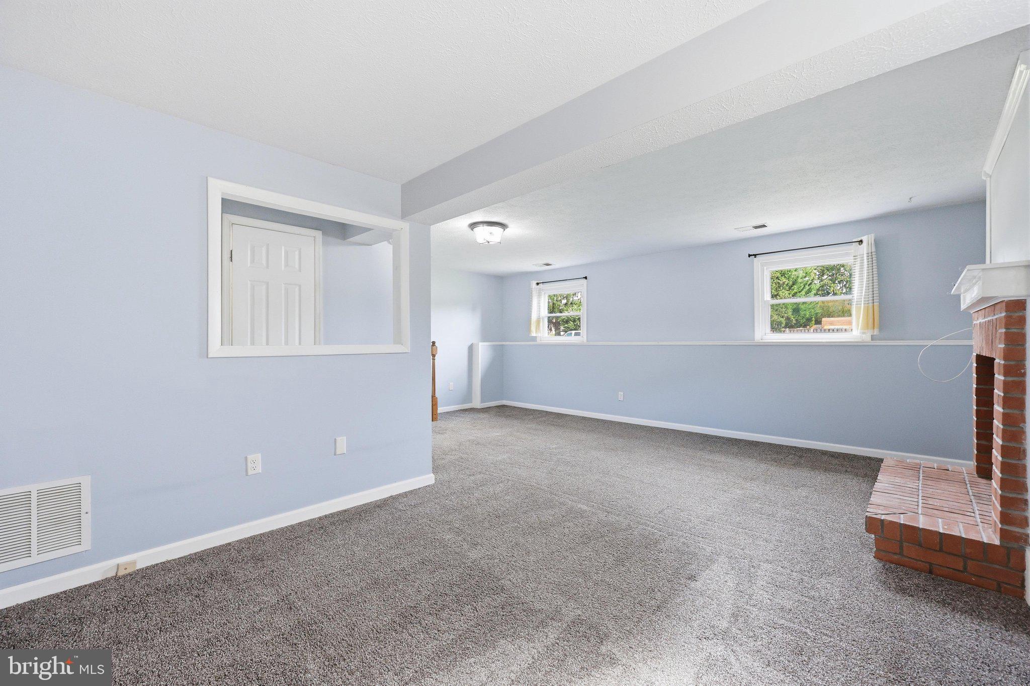 FREDERICKTOWNE VILLAGE - Residential