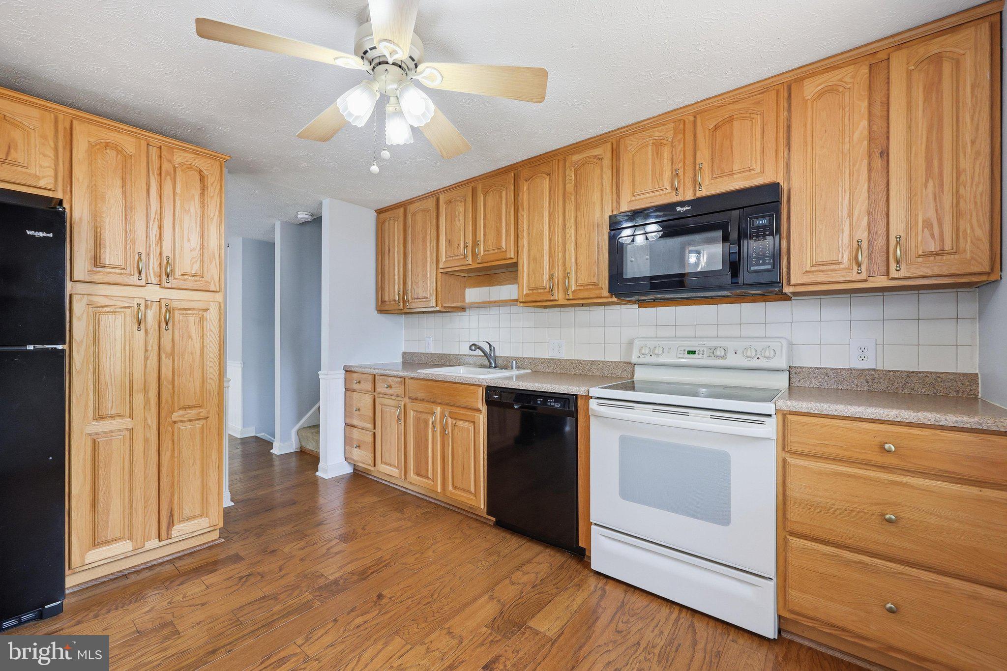 FREDERICKTOWNE VILLAGE - Residential