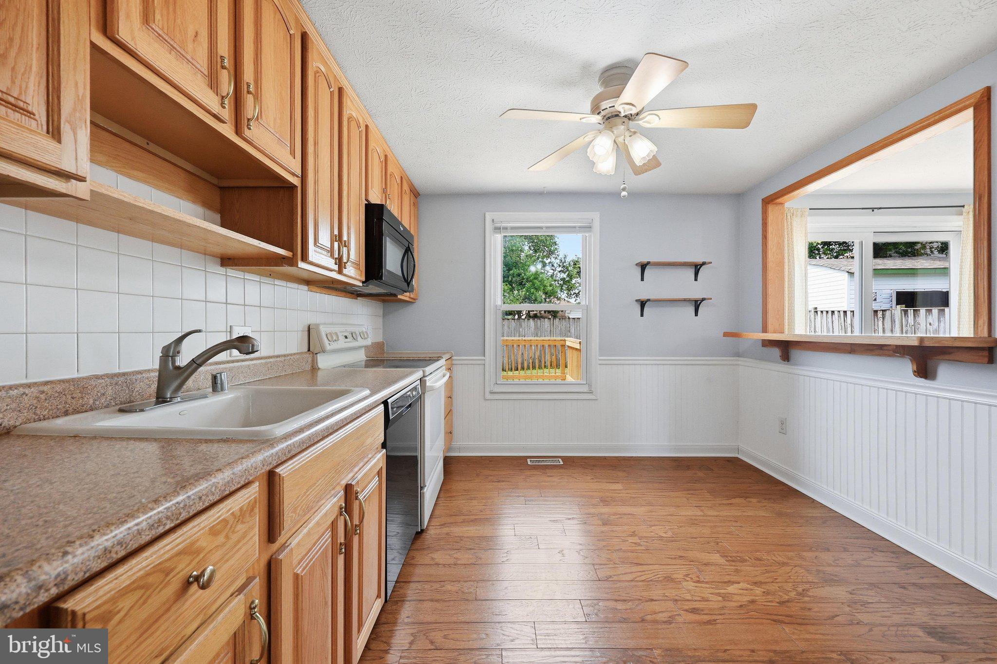 FREDERICKTOWNE VILLAGE - Residential