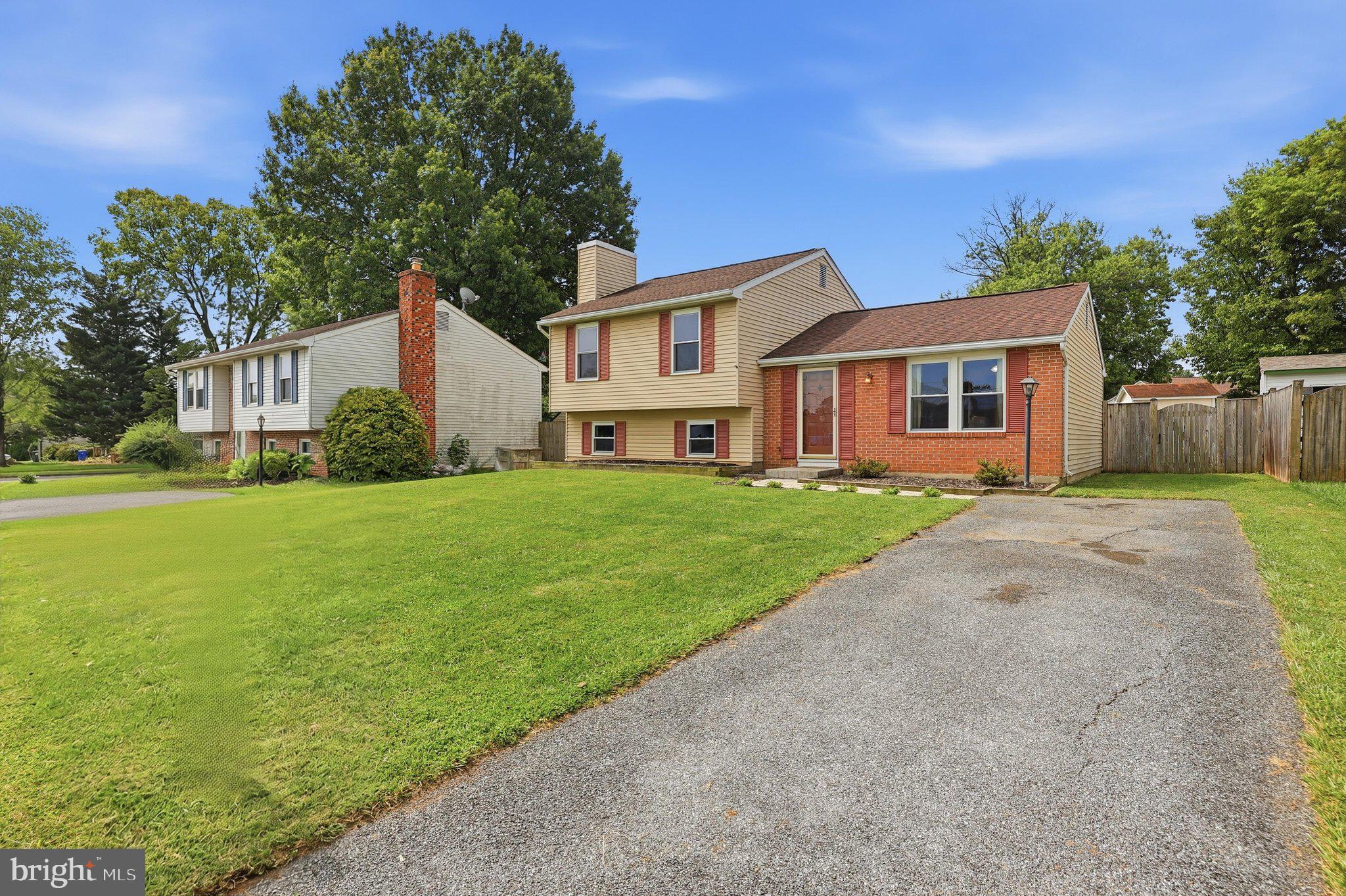 FREDERICKTOWNE VILLAGE - Residential