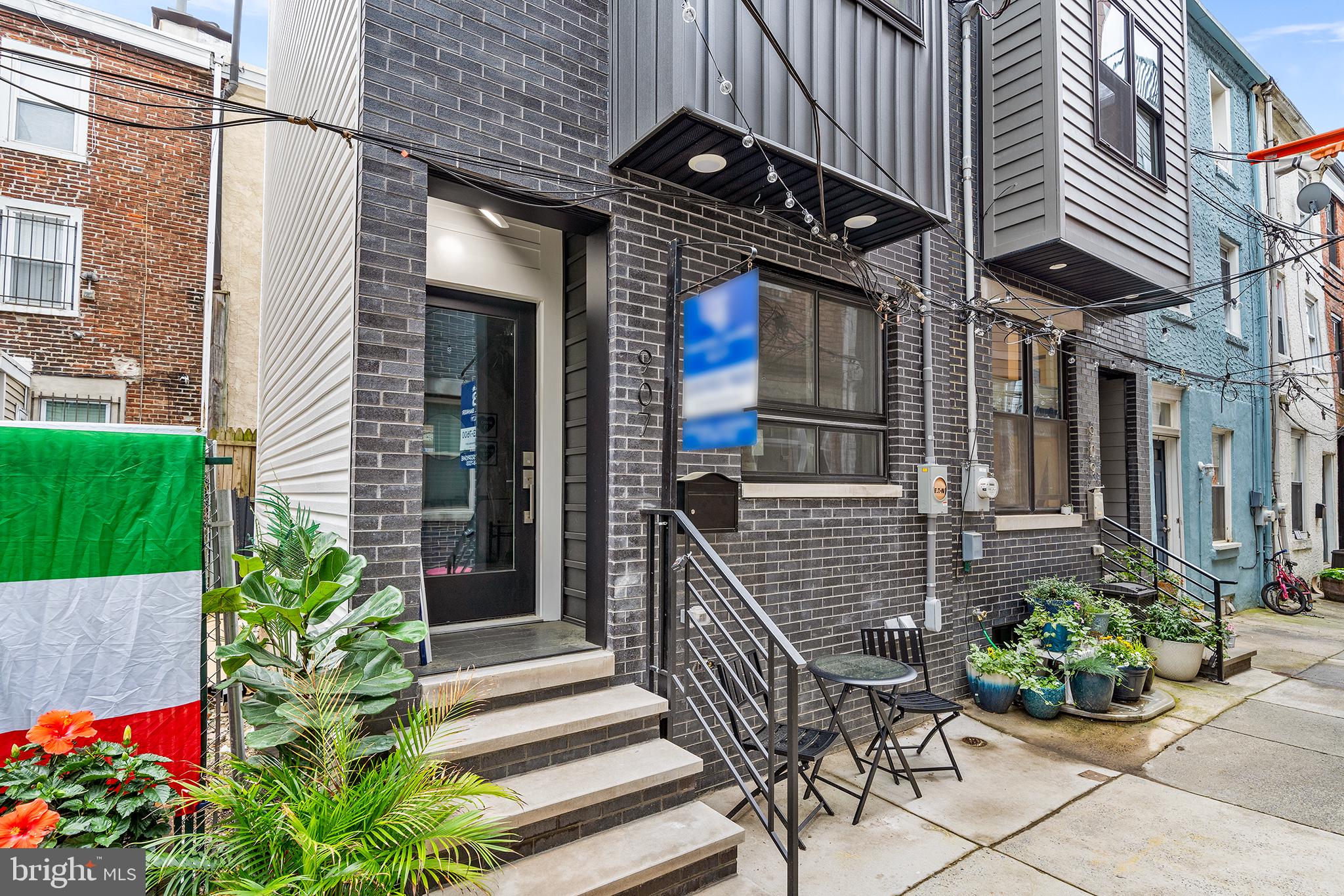 BELLA VISTA - Residential