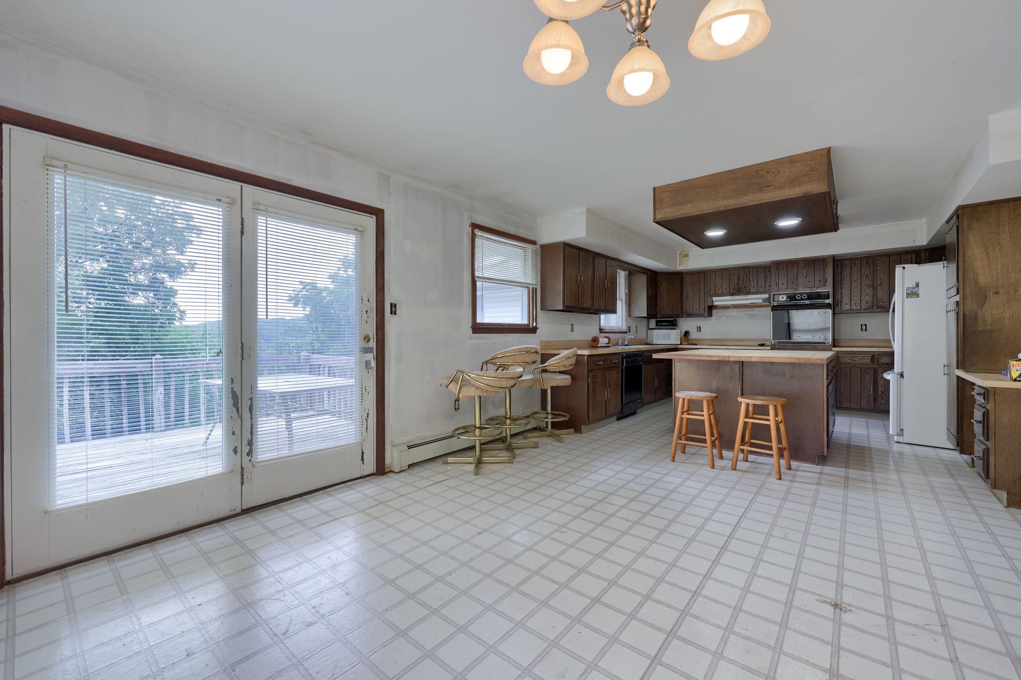 WOODRIDGE - Residential