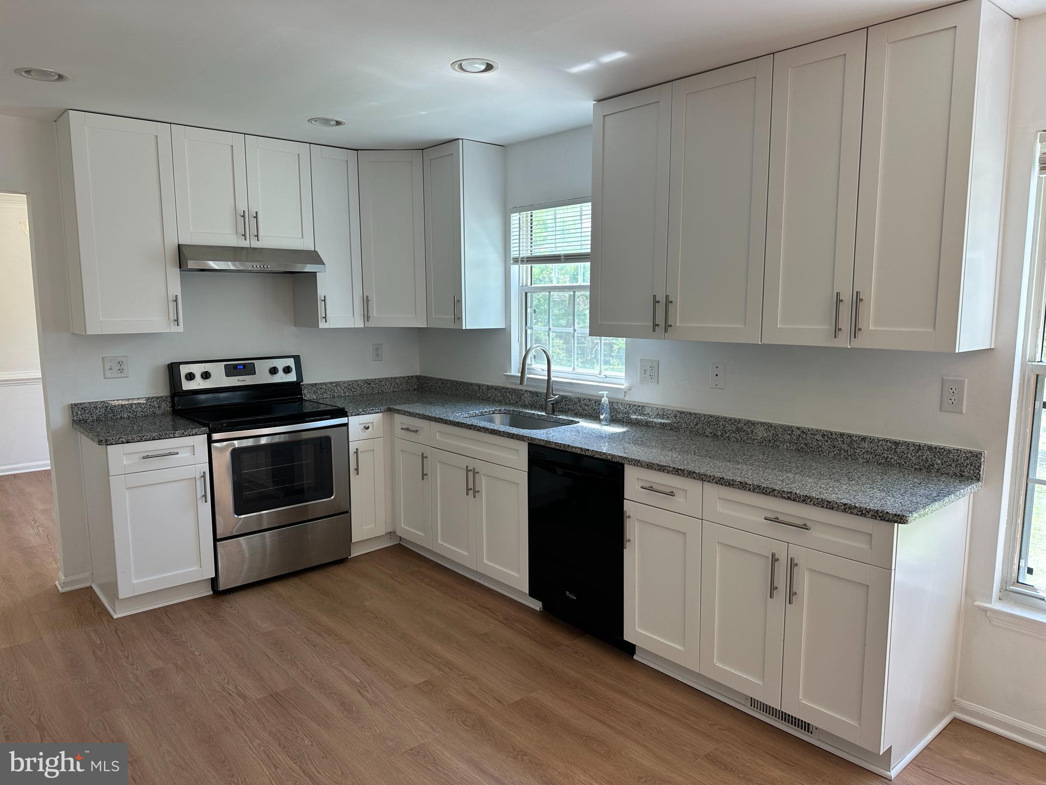 DORSEY SEARCH - Residential Lease