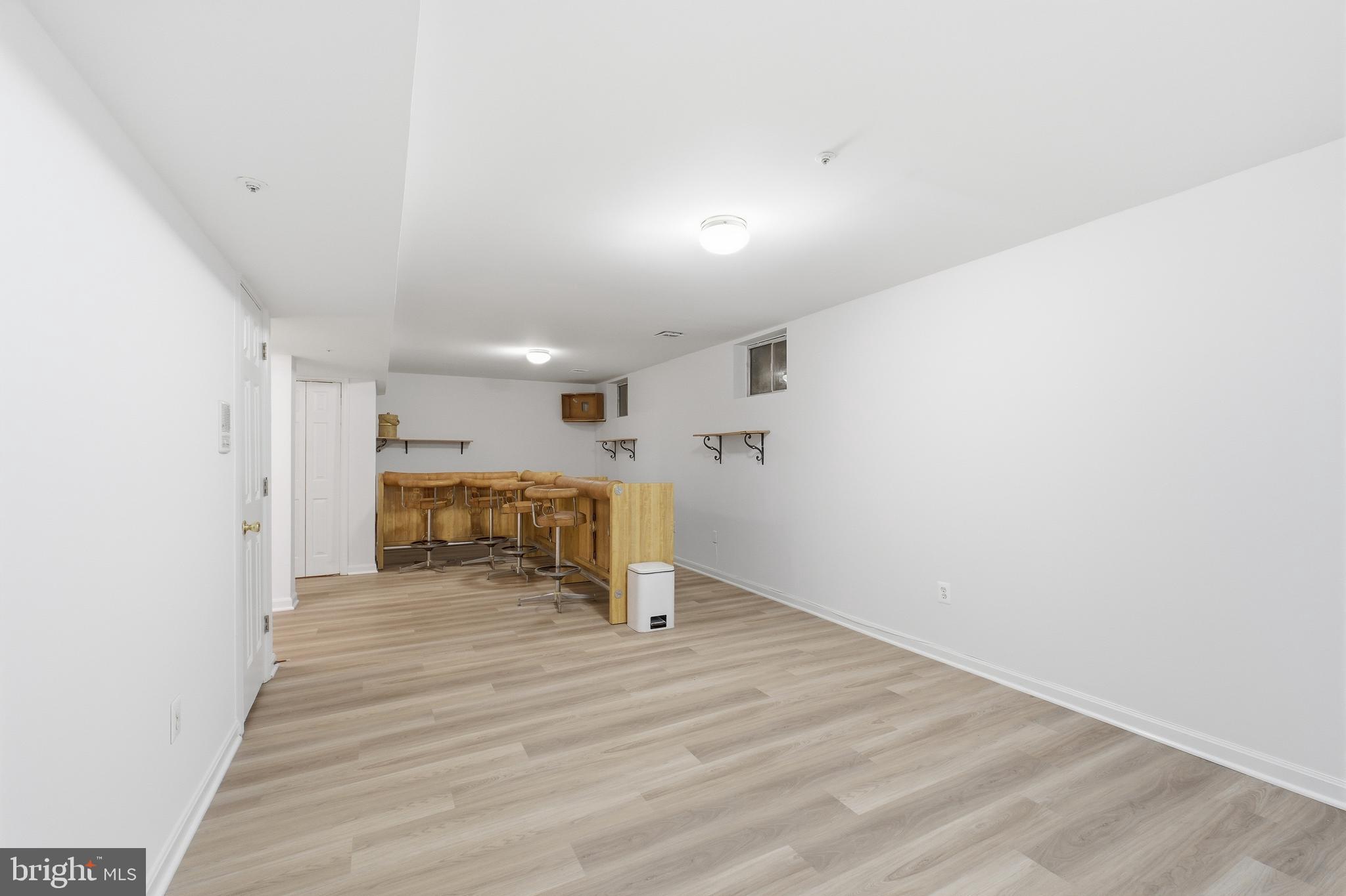 BARNABY VILLAGE - Residential