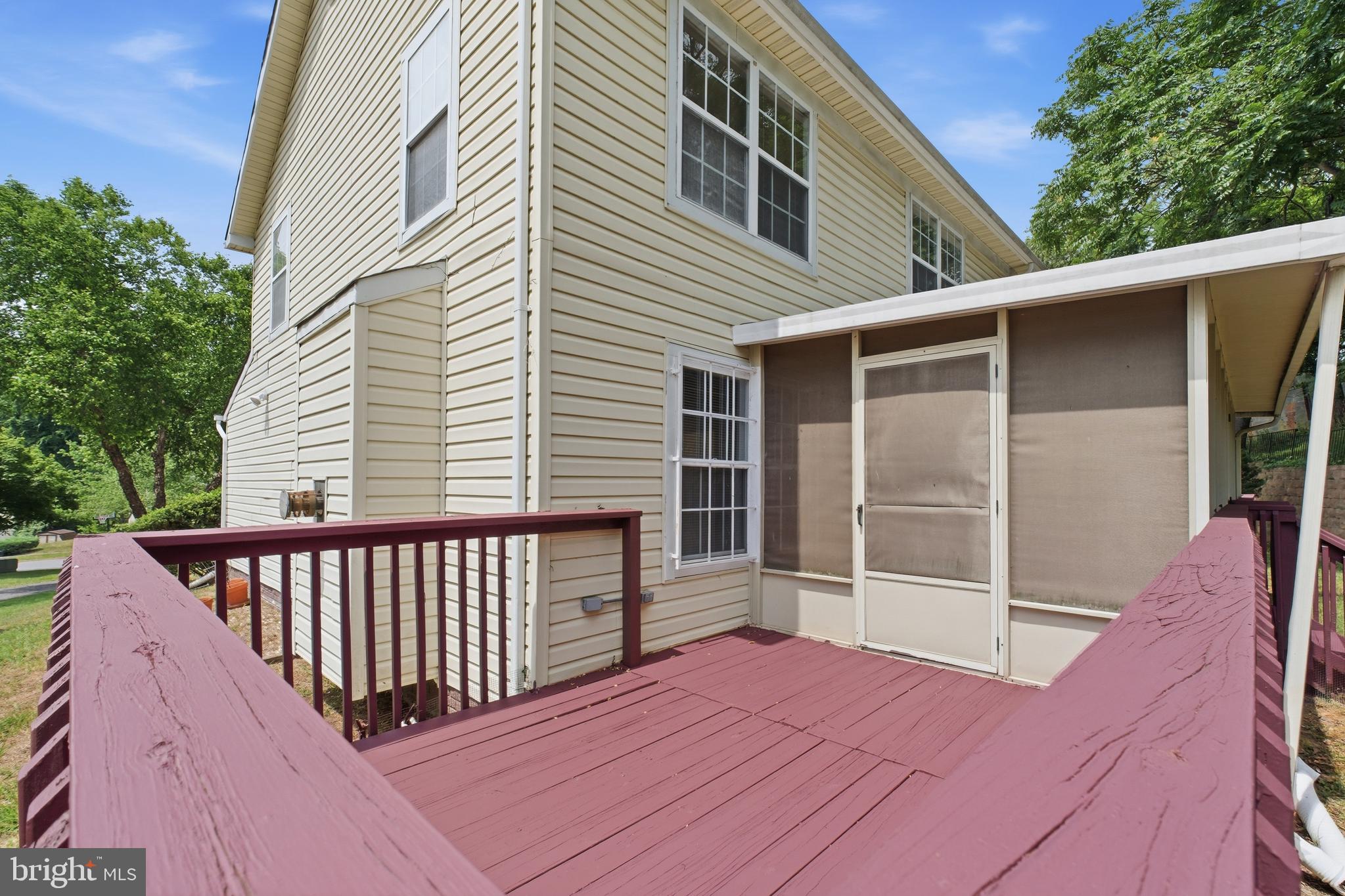 BARNABY VILLAGE - Residential