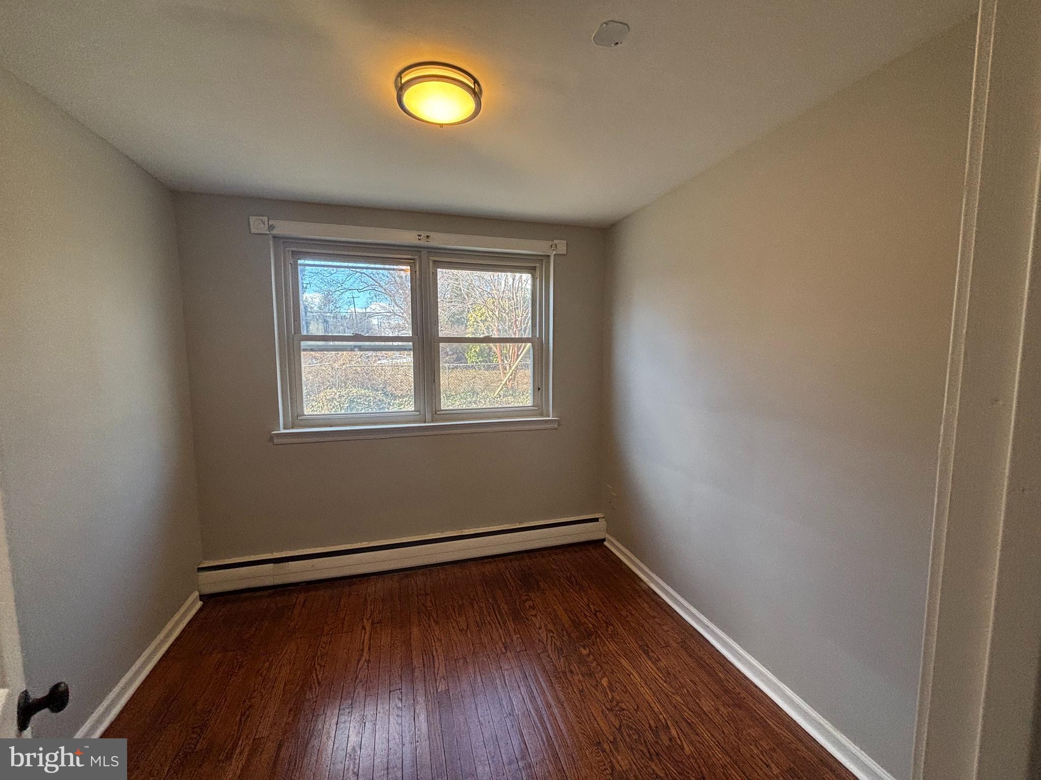 OAK LANE - Residential Lease