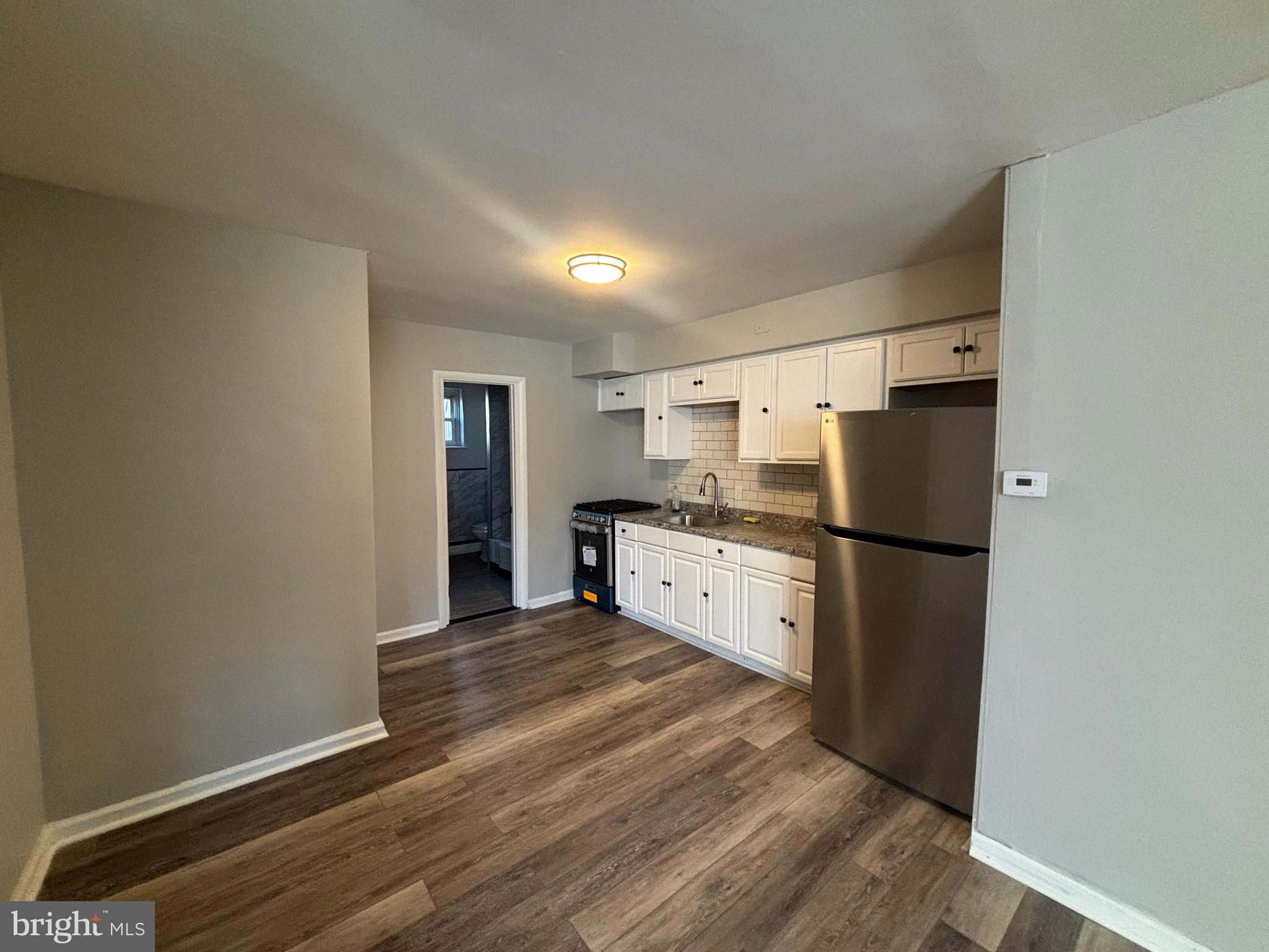 OAK LANE - Residential Lease