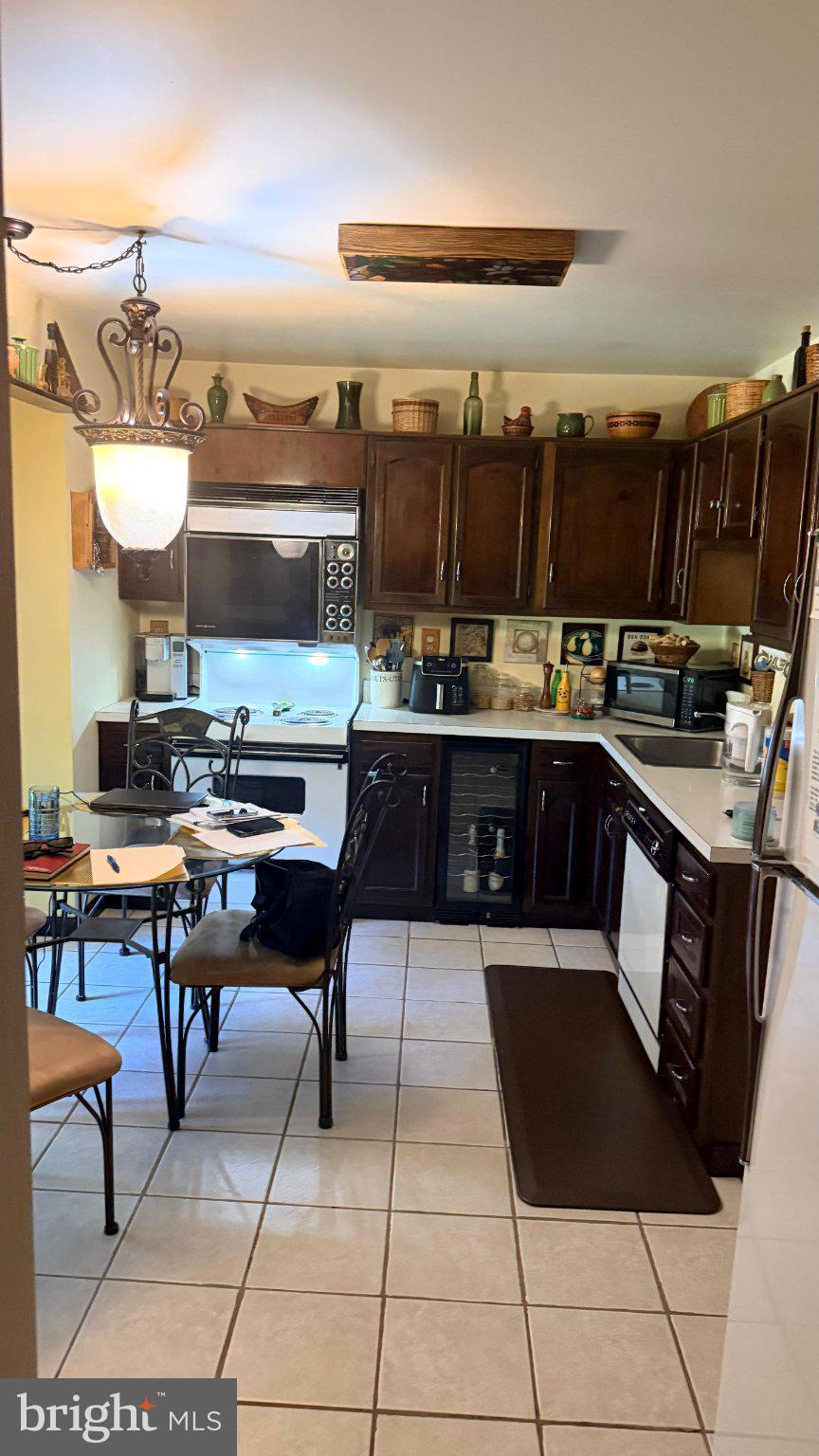 CARDINAL GLEN - Residential