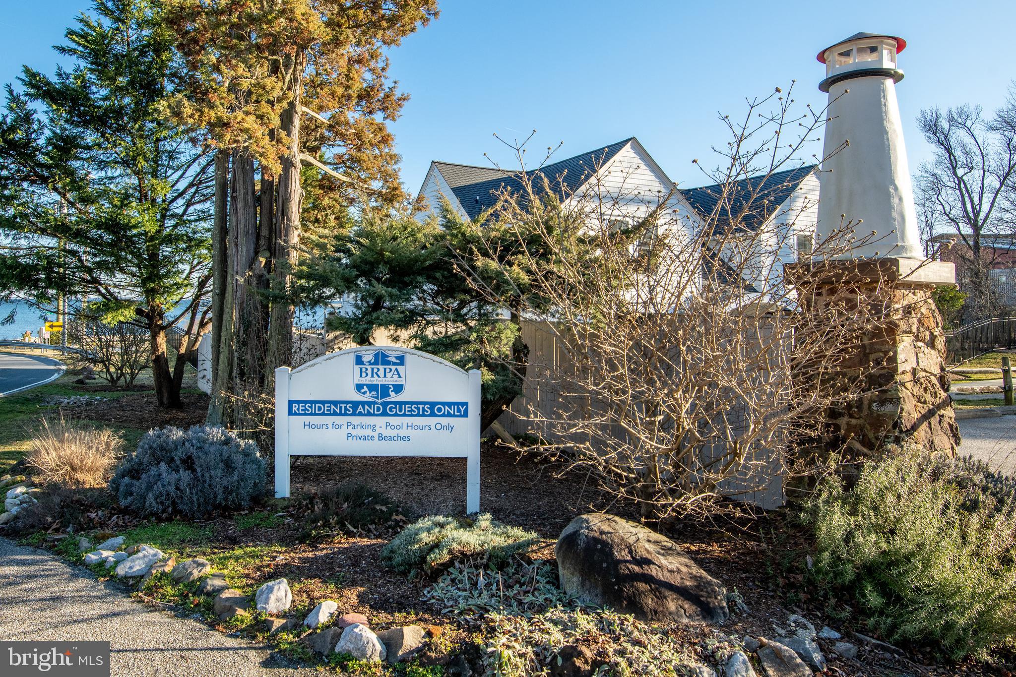 ANNAPOLIS COVE - Residential