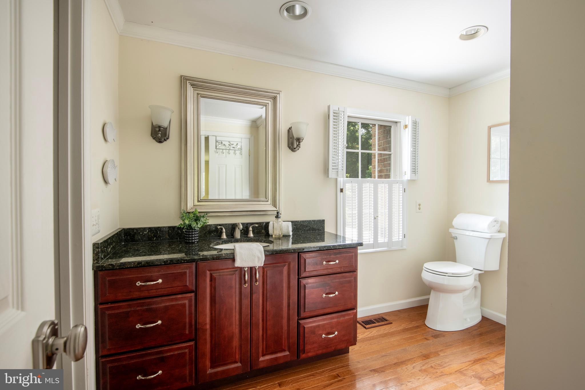 ANNAPOLIS COVE - Residential