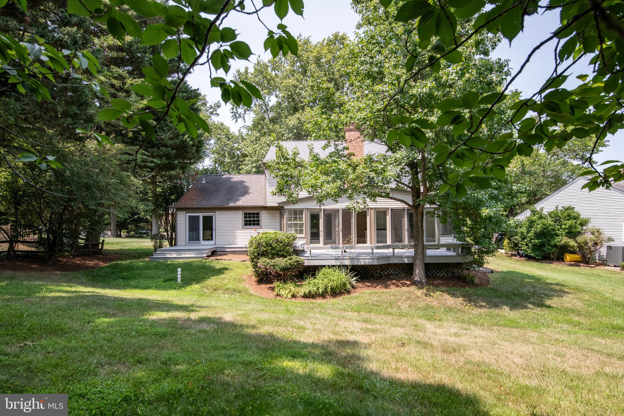ANNAPOLIS COVE - Residential