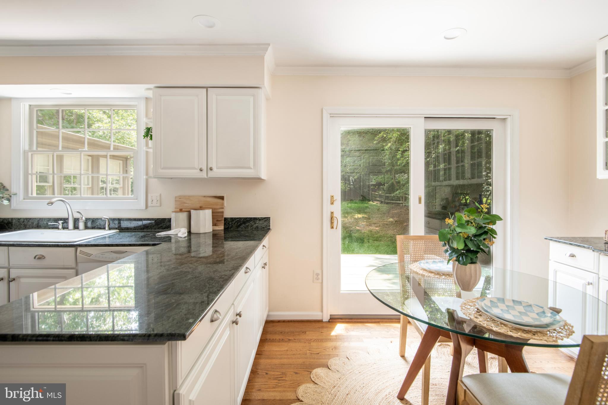 ANNAPOLIS COVE - Residential