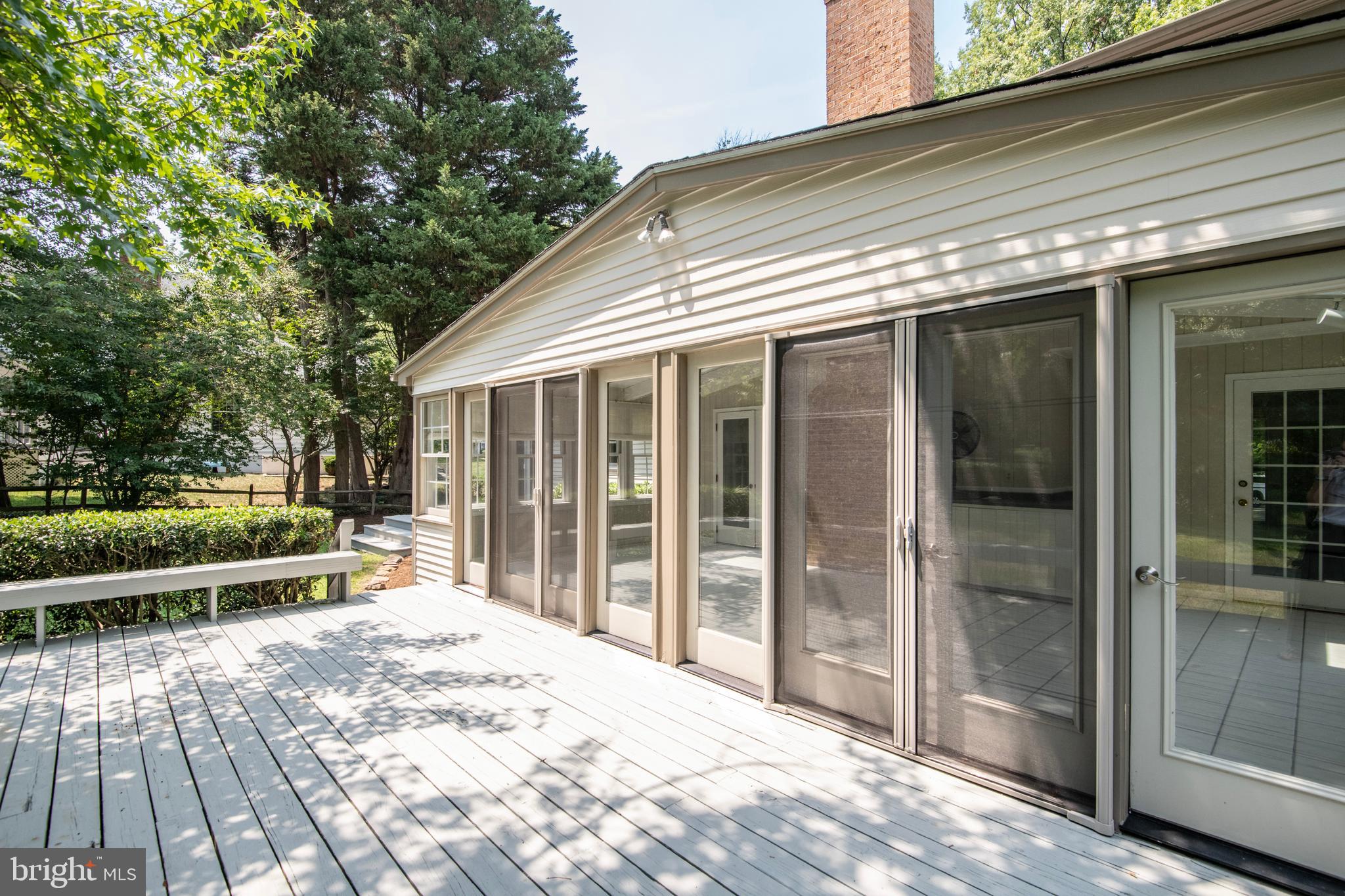 ANNAPOLIS COVE - Residential