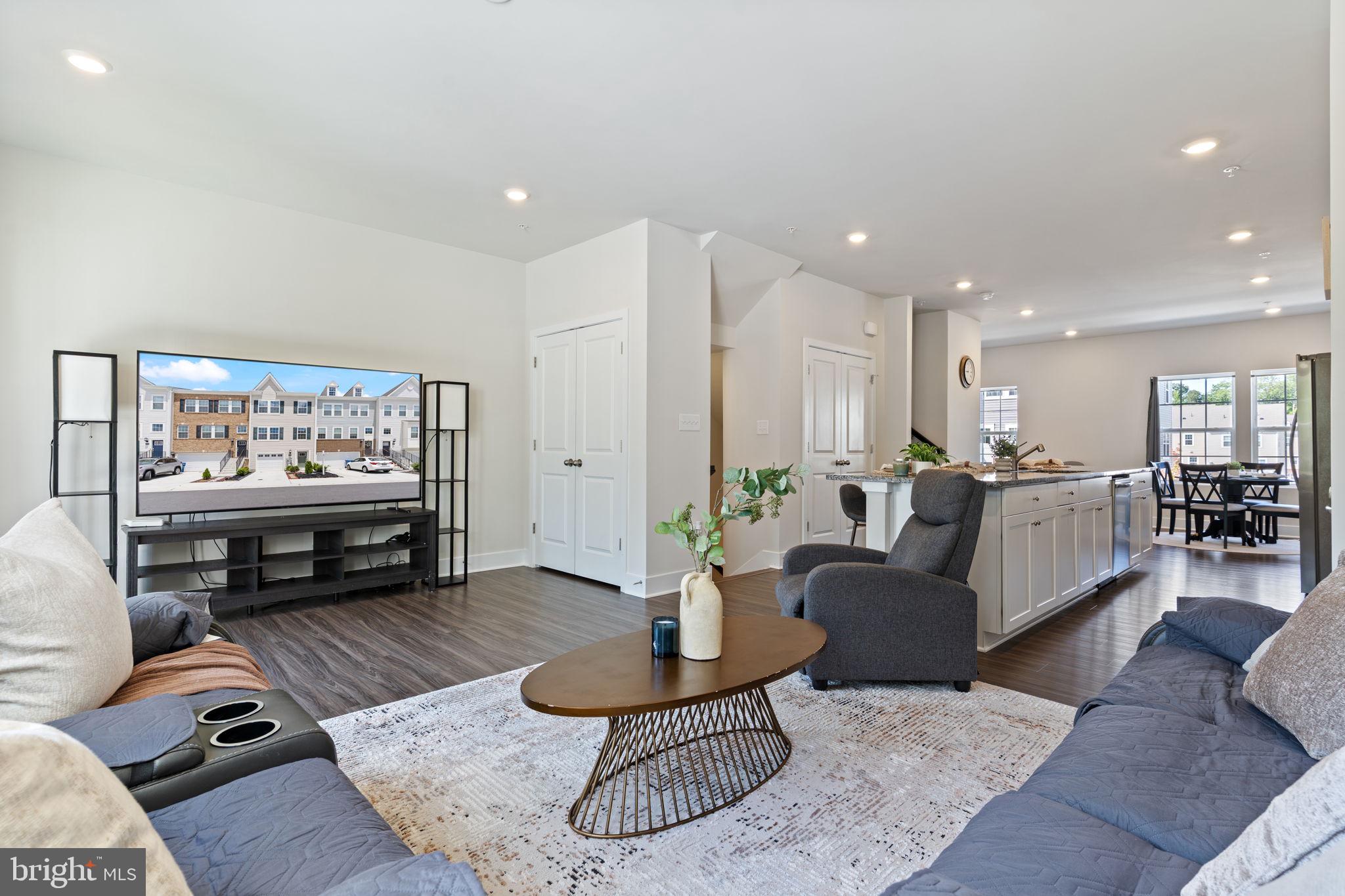 THE WOODS AT MYRTLE POINT - Residential