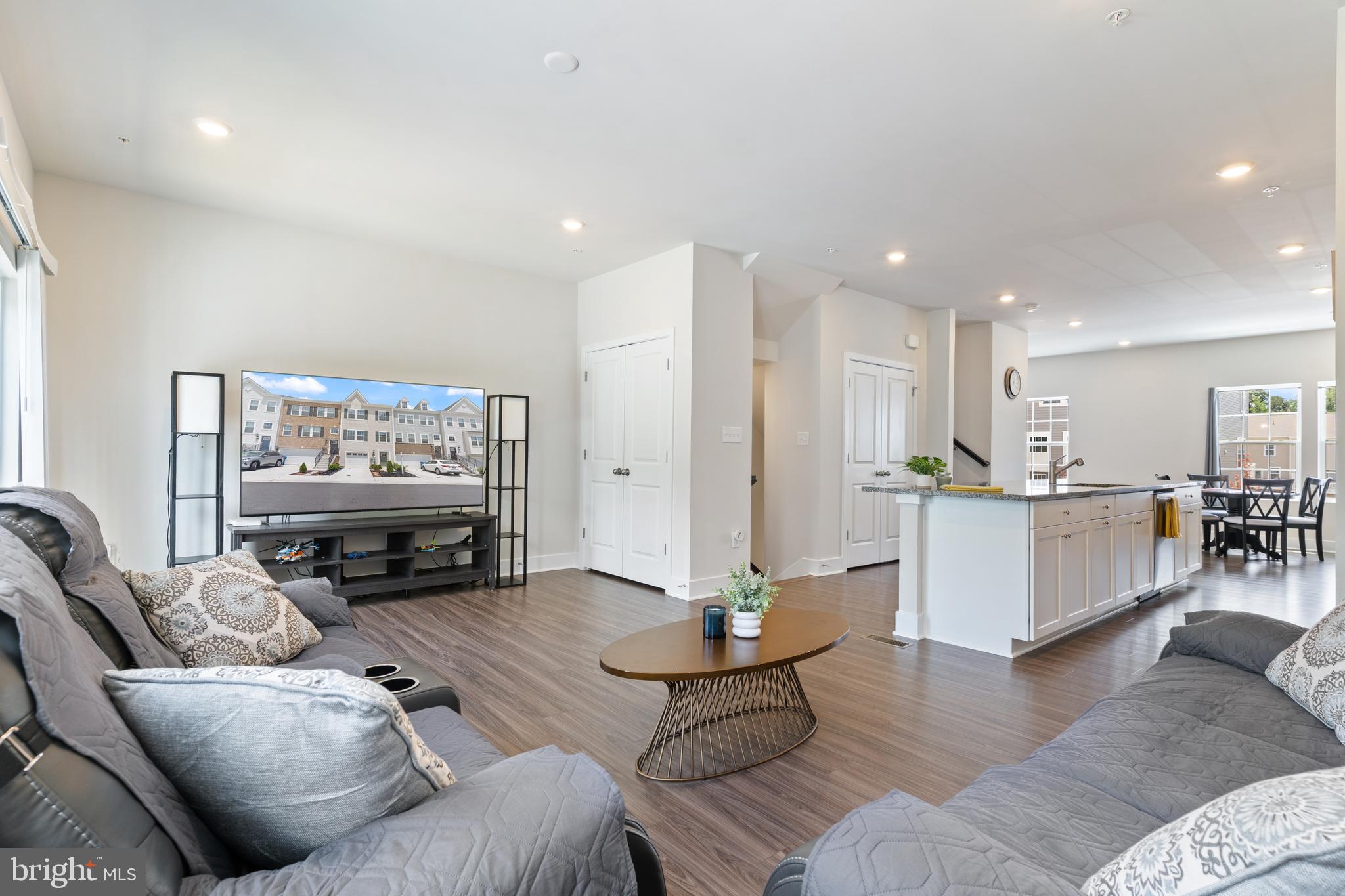 THE WOODS AT MYRTLE POINT - Residential