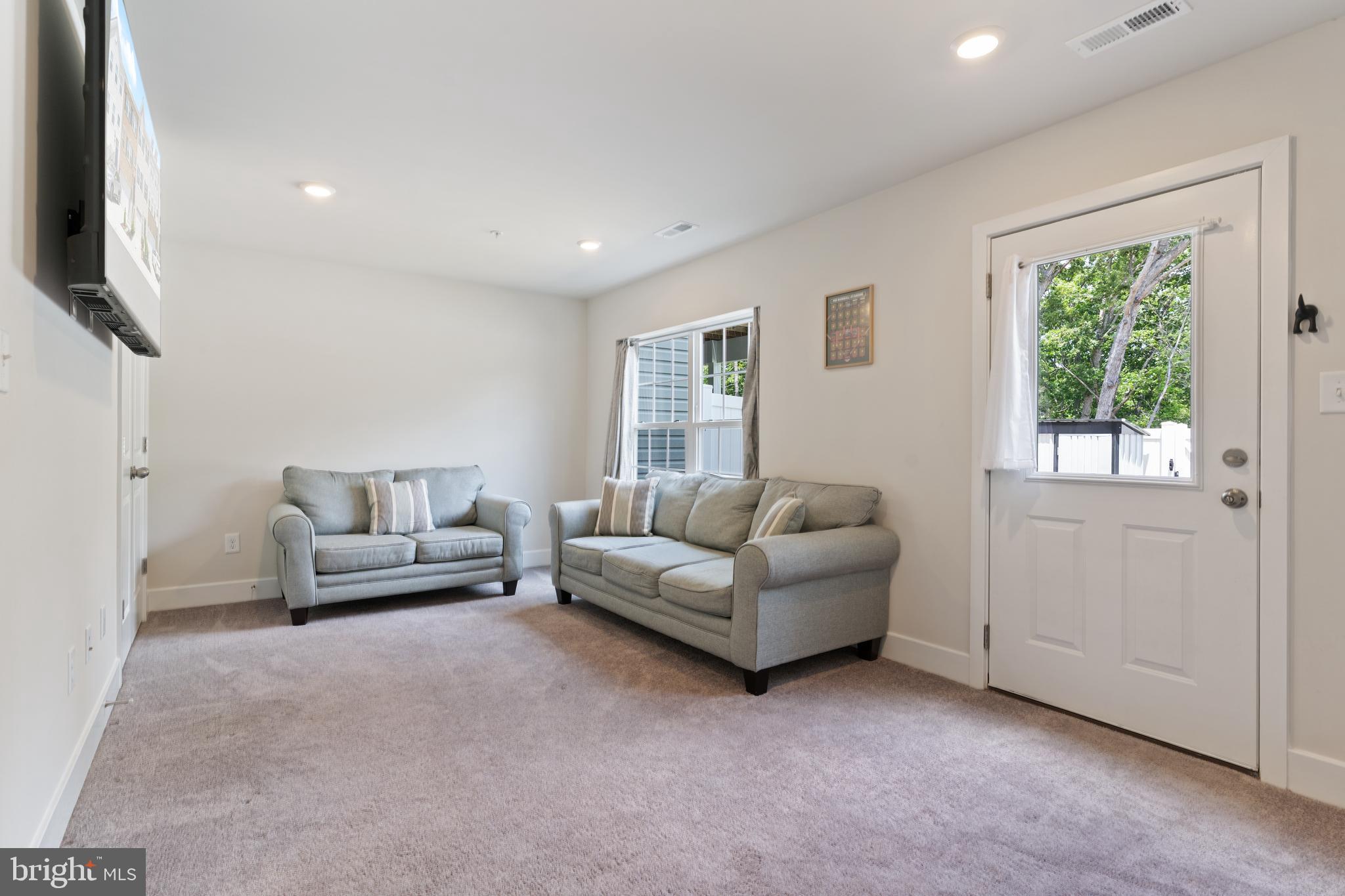 THE WOODS AT MYRTLE POINT - Residential