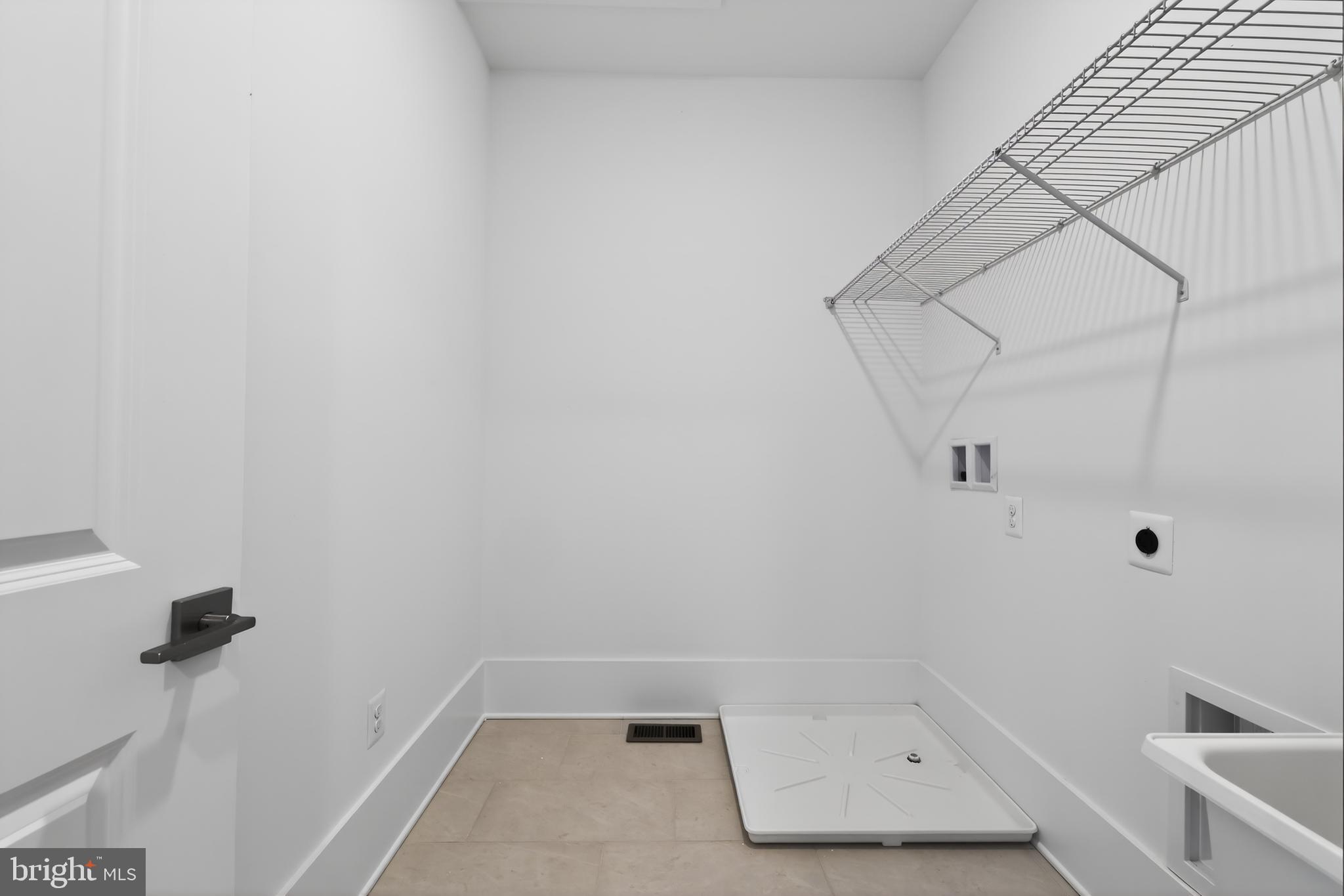 MITCHELL'S CORNER - Residential