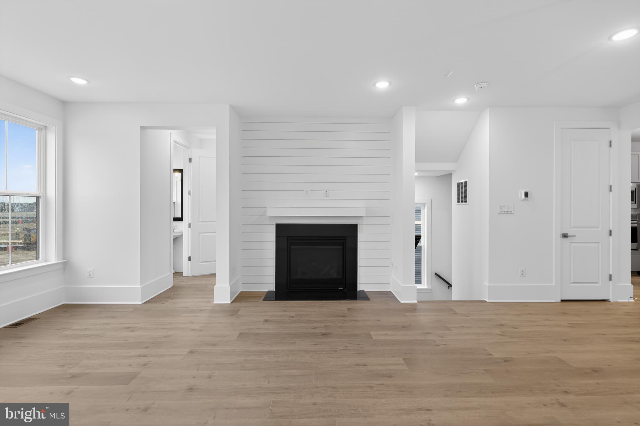 MITCHELL'S CORNER - Residential
