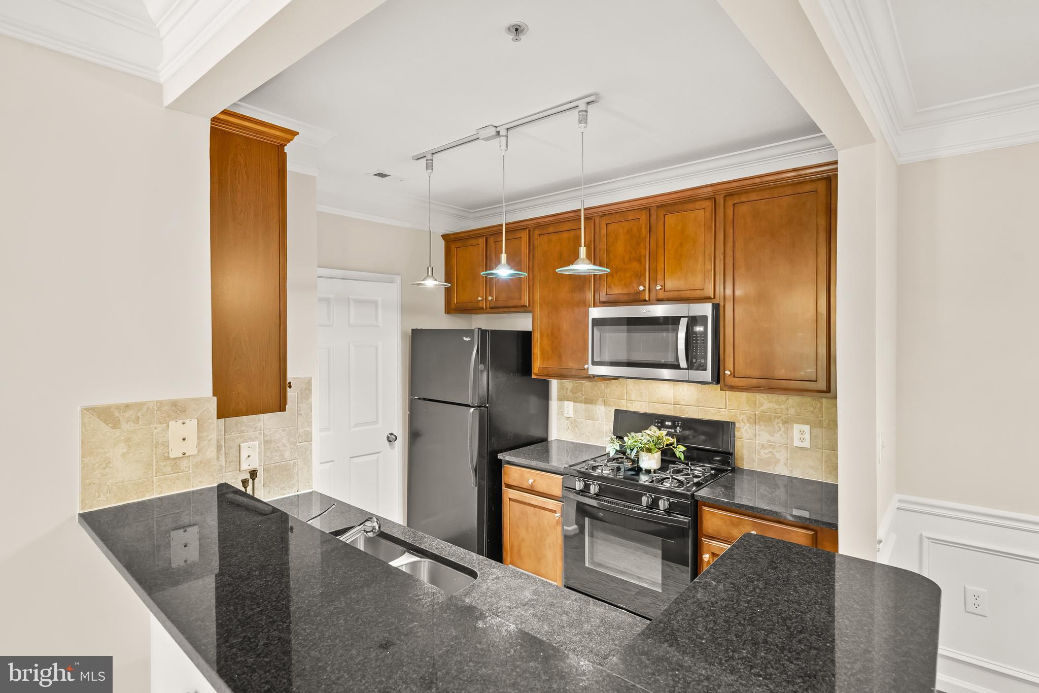 WESTCHESTER AT STRATFORD - Residential