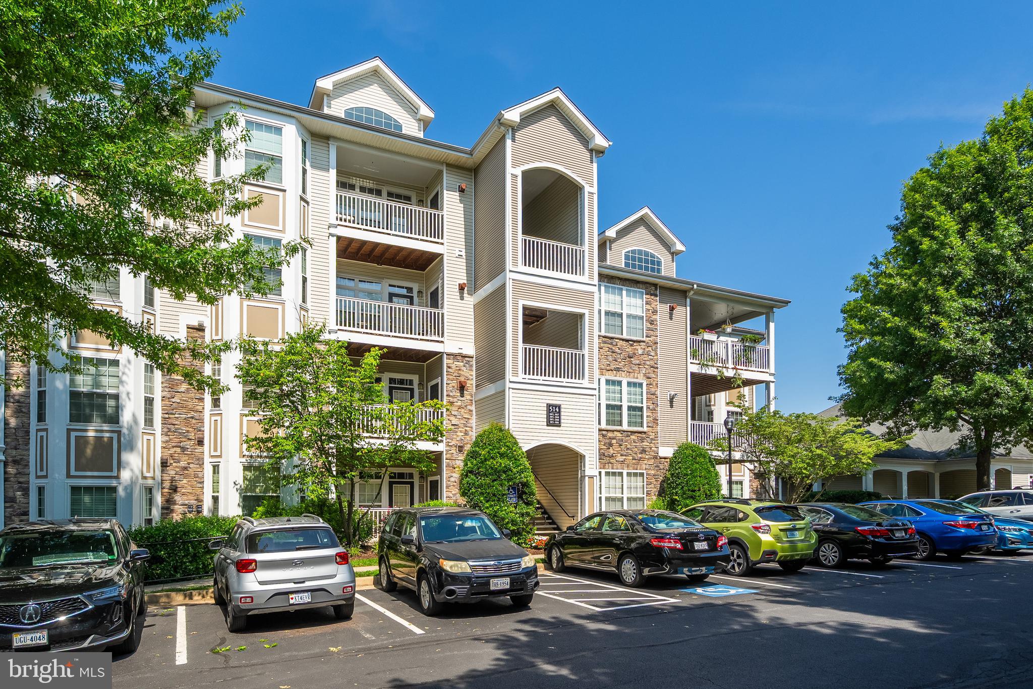 WESTCHESTER AT STRATFORD - Residential