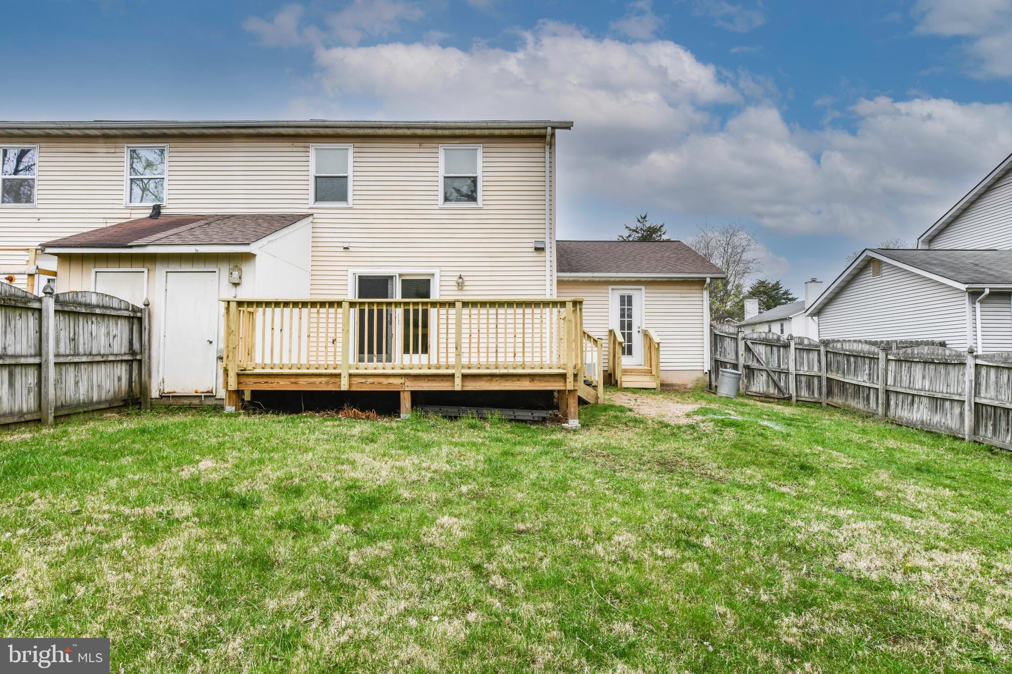 CEDAR WALK - Residential