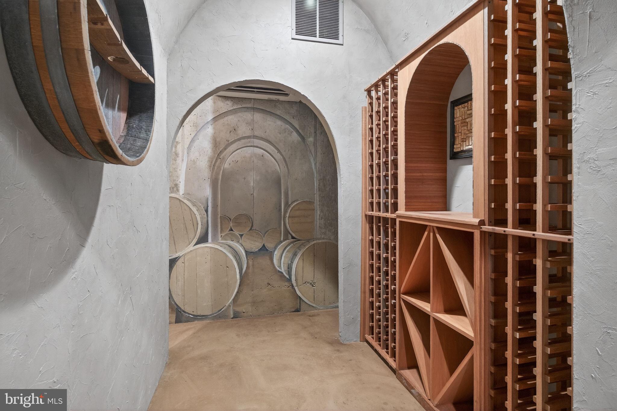 THE VINEYARDS - Residential