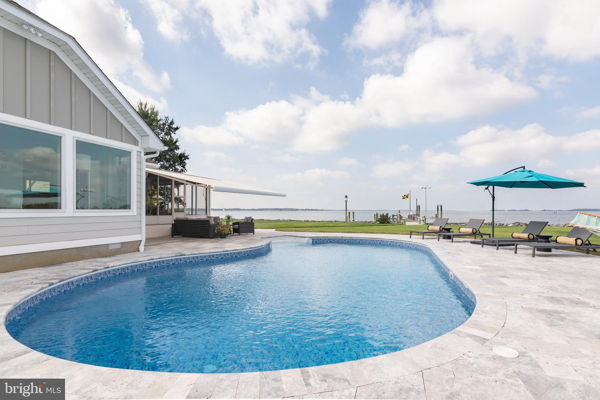 FERRY POINT - Residential