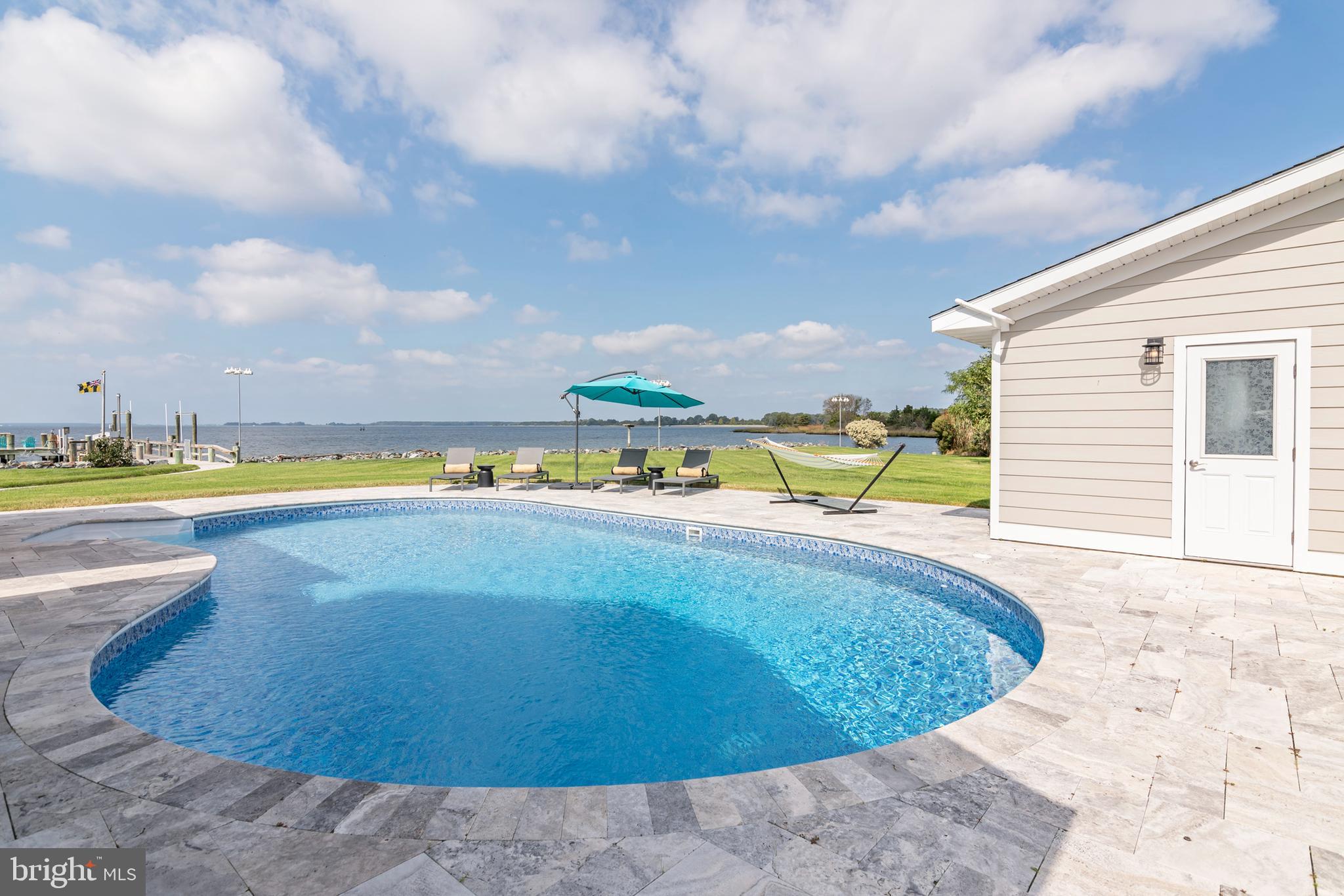 FERRY POINT - Residential