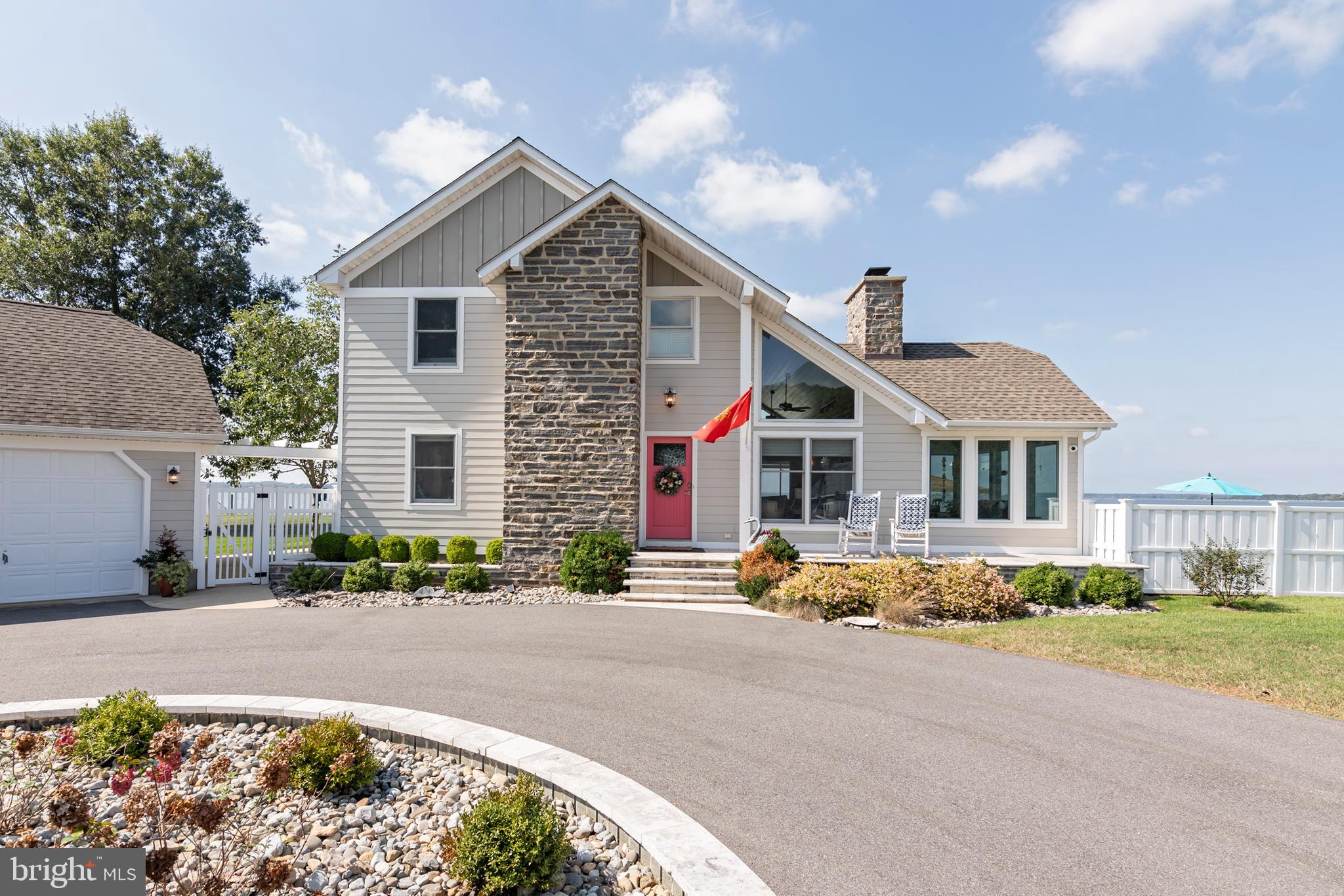 FERRY POINT - Residential