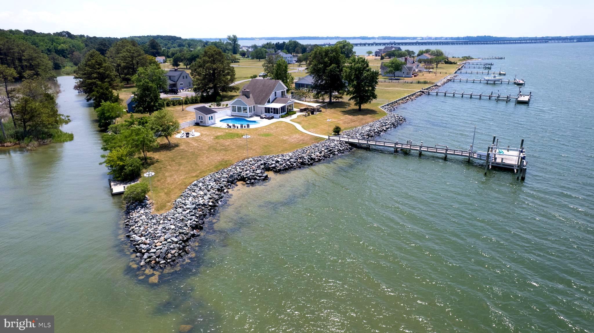 FERRY POINT - Residential