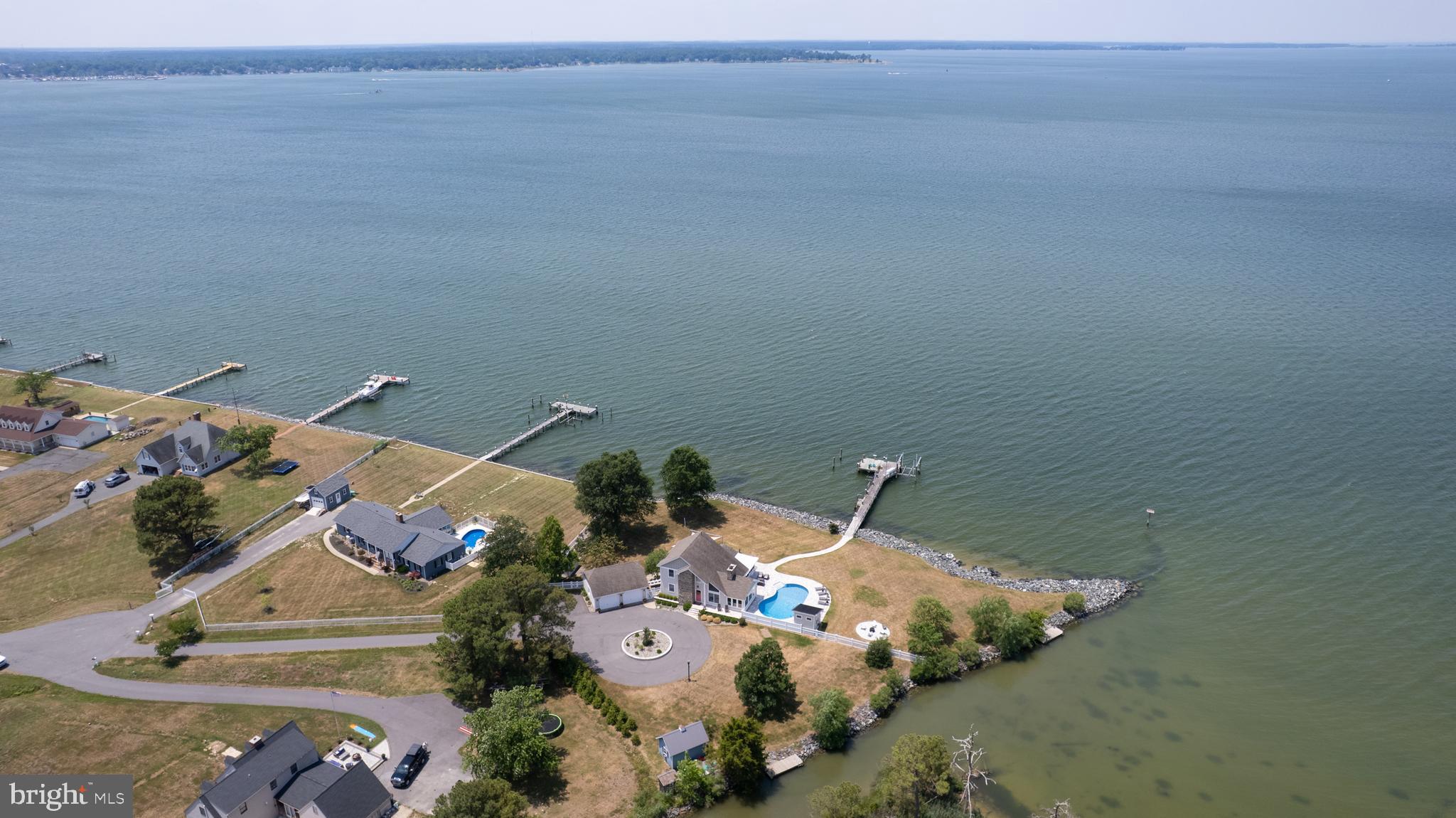 FERRY POINT - Residential