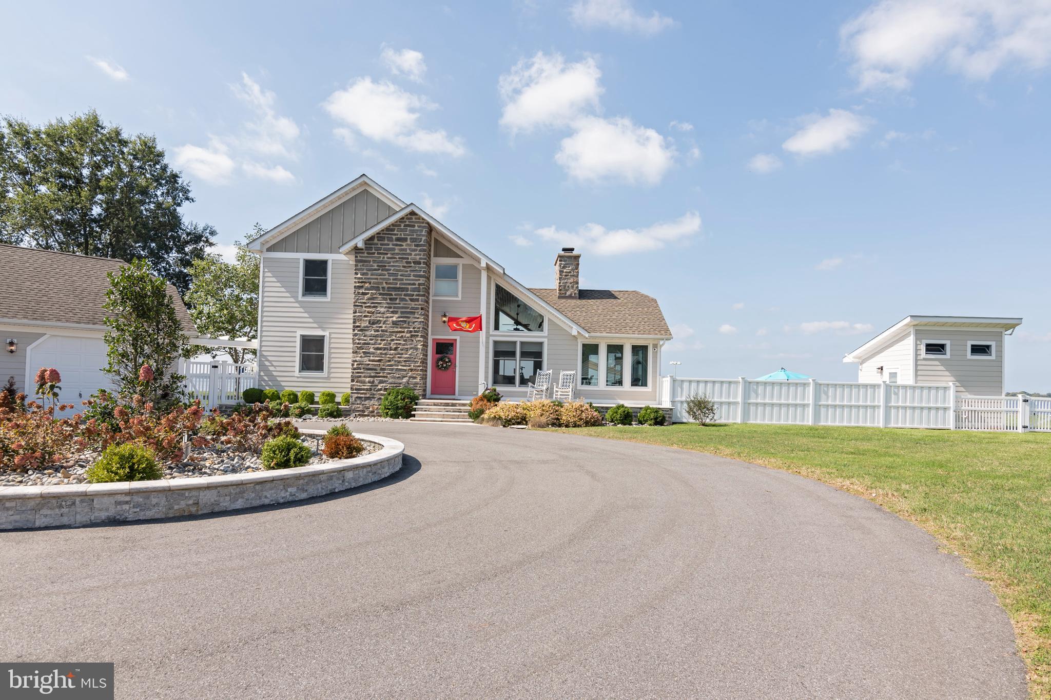 FERRY POINT - Residential