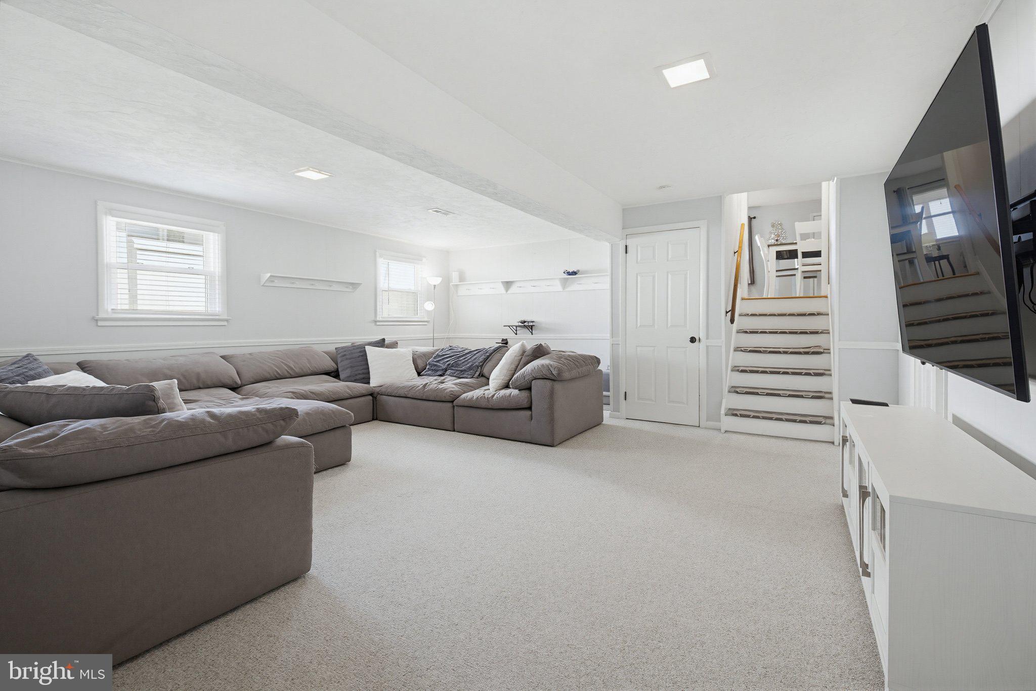 SUTTER VILLAGE - Residential