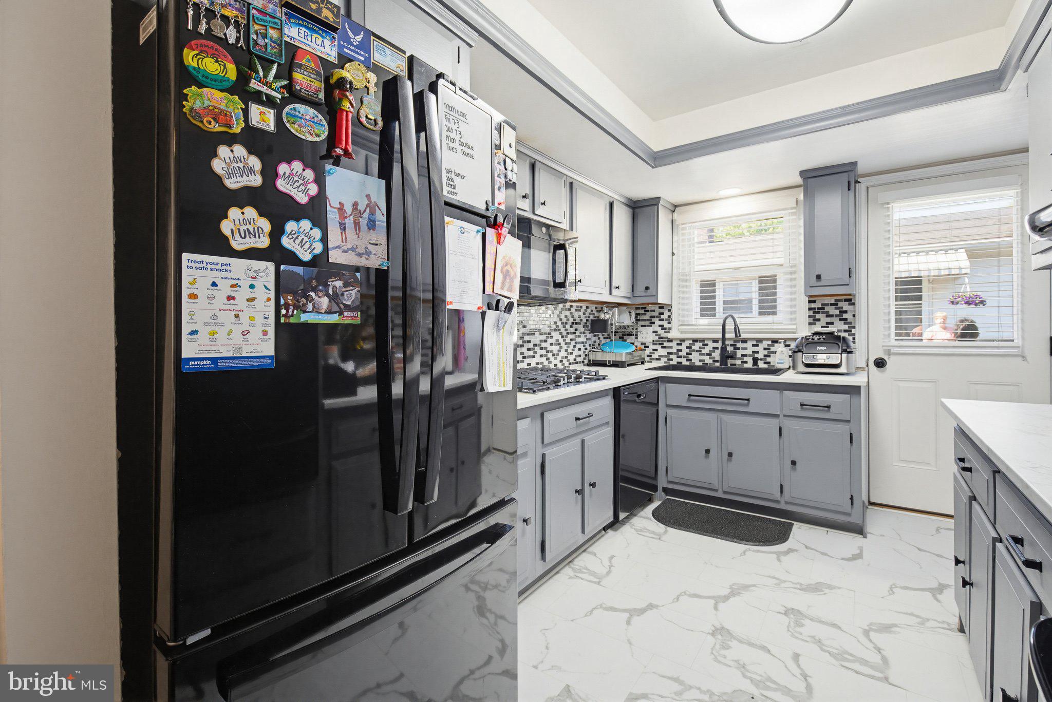 SUTTER VILLAGE - Residential